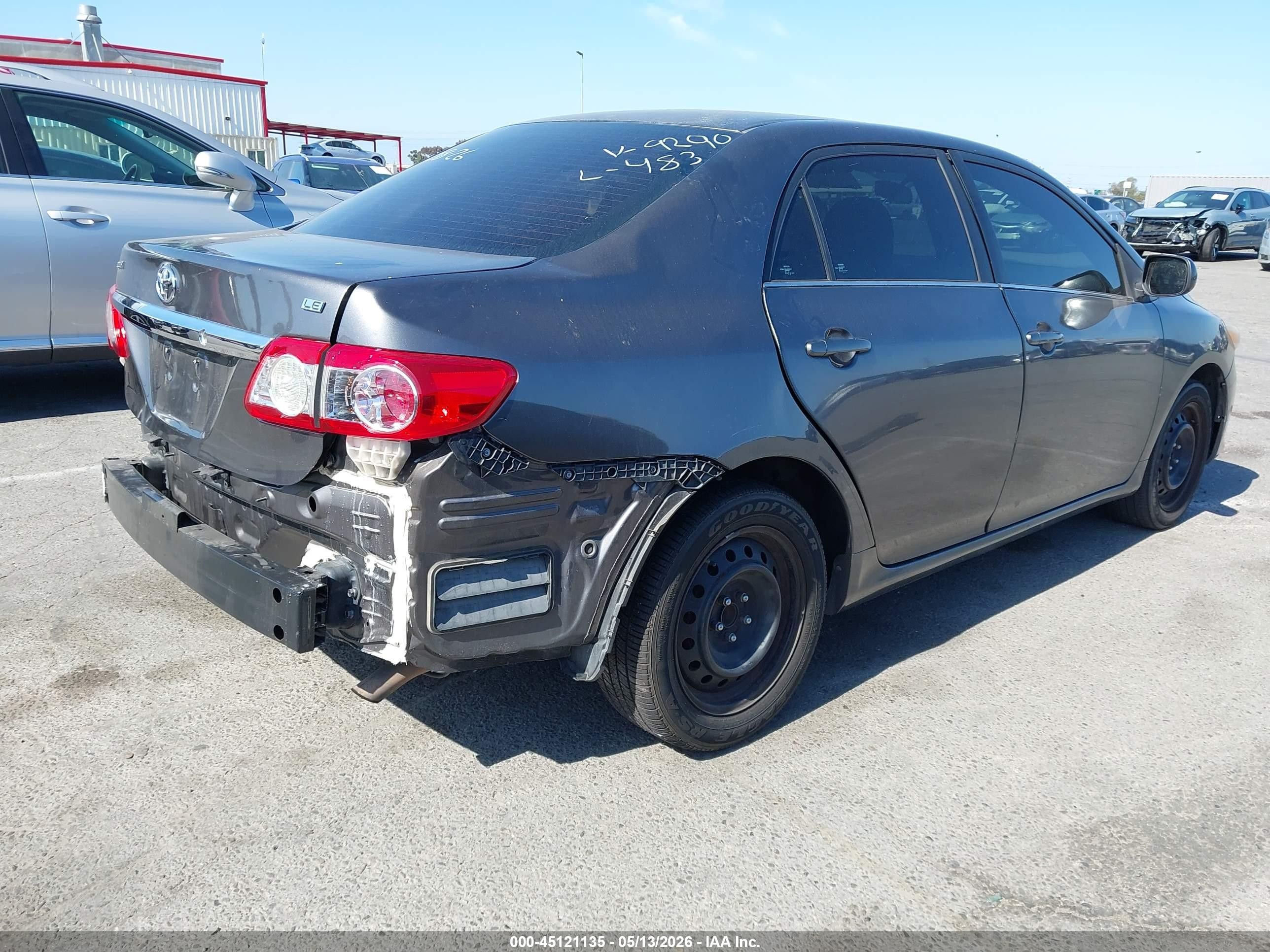 2013 Toyota Corolla Le Gray vin: 5YFBU4EE4DP149290