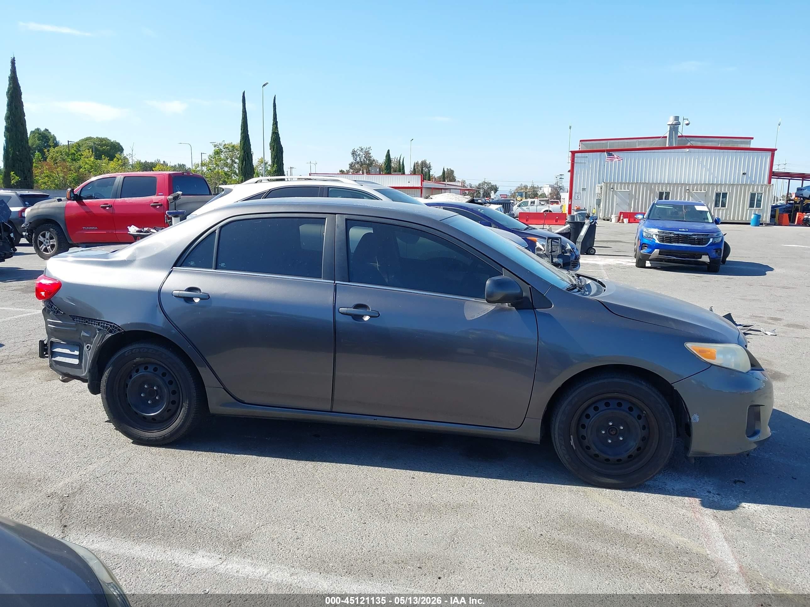 2013 Toyota Corolla Le Gray vin: 5YFBU4EE4DP149290