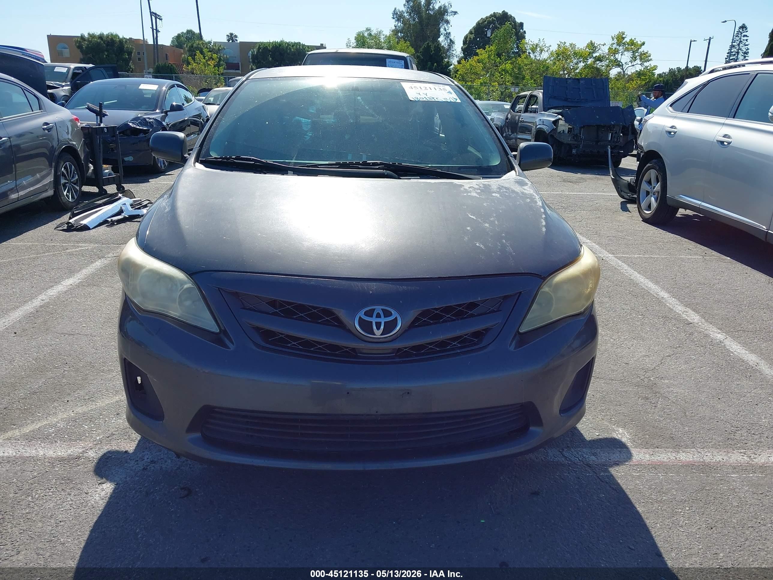 2013 Toyota Corolla Le Gray vin: 5YFBU4EE4DP149290