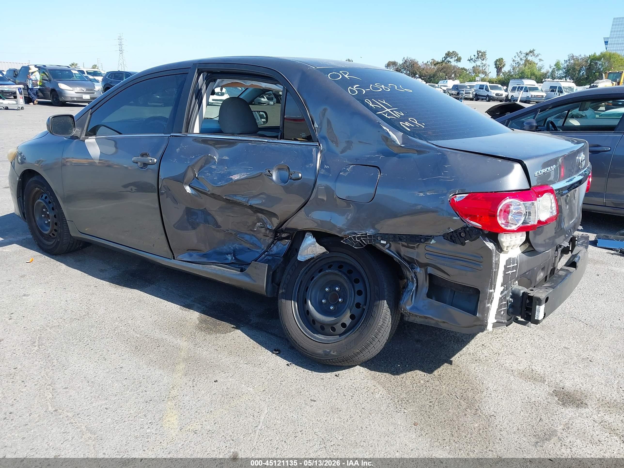 2013 Toyota Corolla Le Gray vin: 5YFBU4EE4DP149290