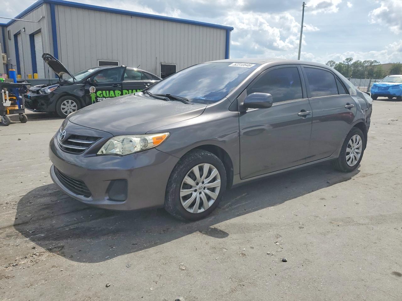 2013 Toyota Corolla Le Серый vin: 5YFBU4EE4DP151430