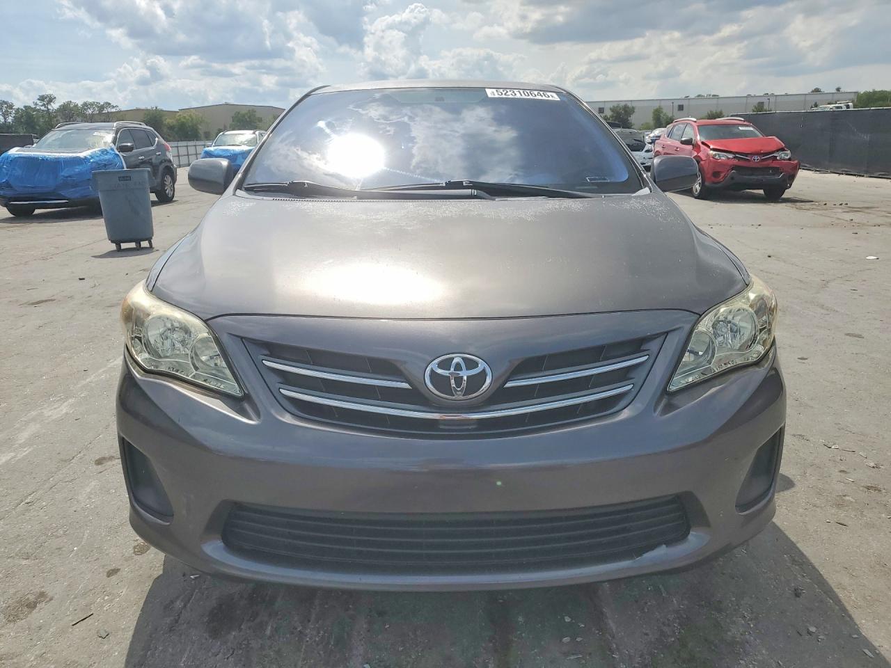 2013 Toyota Corolla Le Серый vin: 5YFBU4EE4DP151430