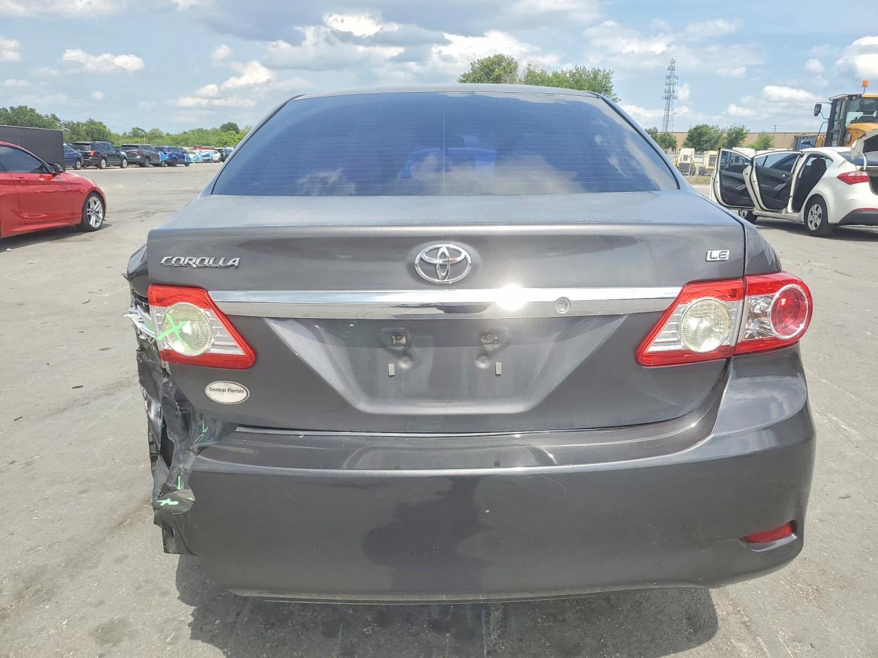 2013 Toyota Corolla Le Серый vin: 5YFBU4EE4DP151430