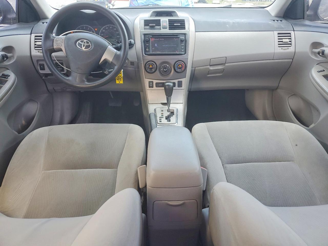 2013 Toyota Corolla Le Серый vin: 5YFBU4EE4DP151430