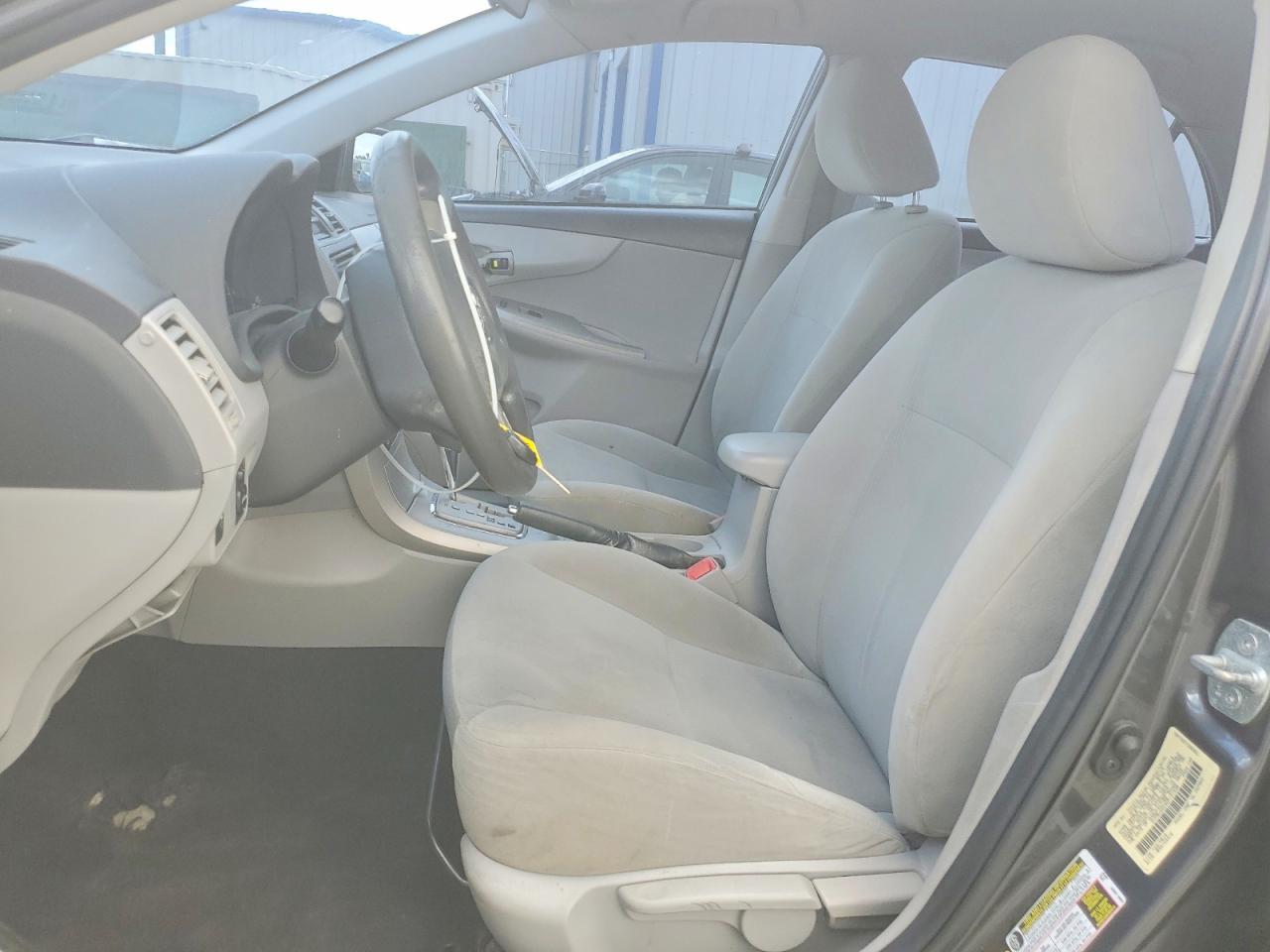 2013 Toyota Corolla Le Серый vin: 5YFBU4EE4DP151430