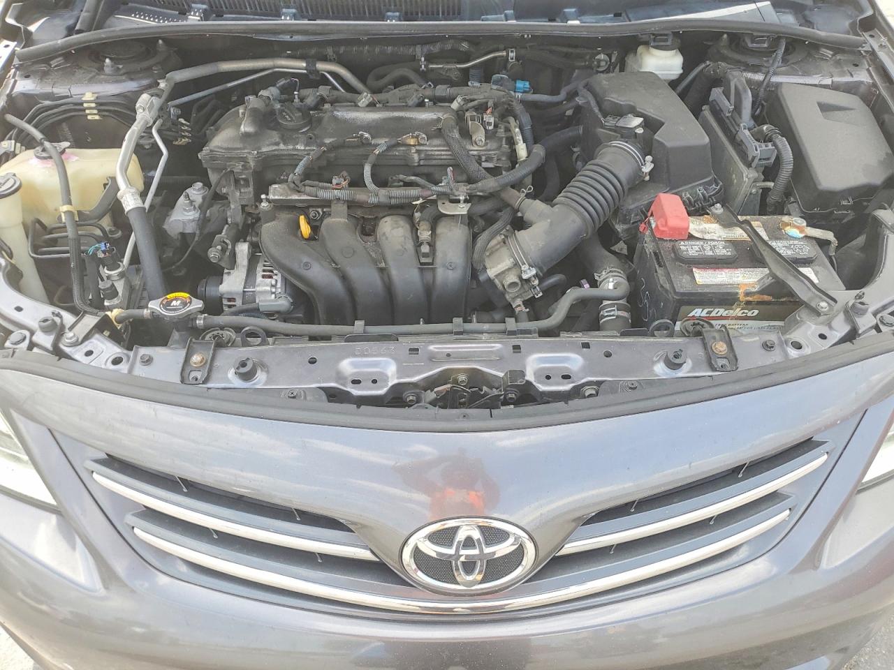 2013 Toyota Corolla Le Серый vin: 5YFBU4EE4DP151430
