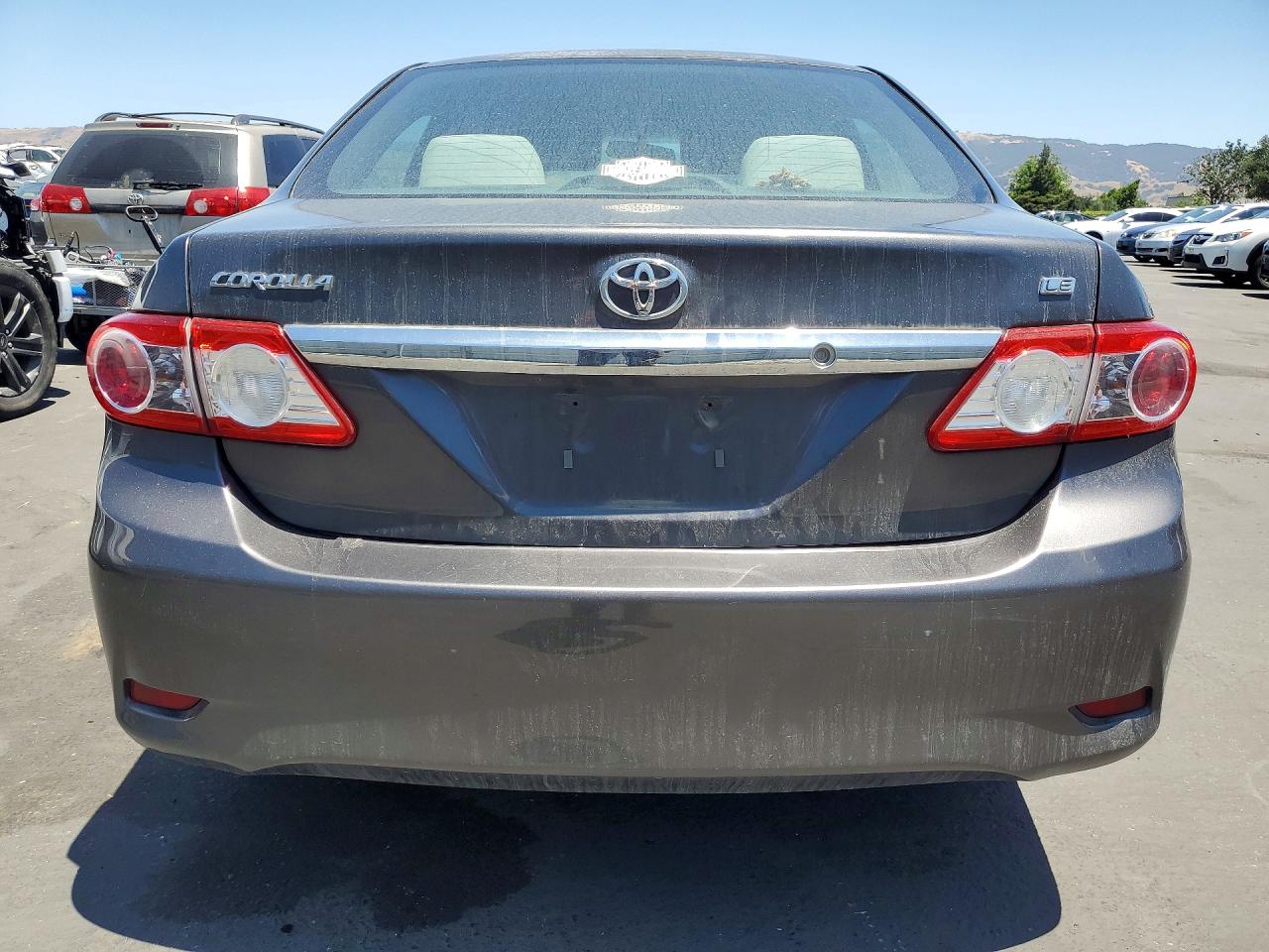 2013 Toyota Corolla Le Charcoal vin: 5YFBU4EE4DP152237