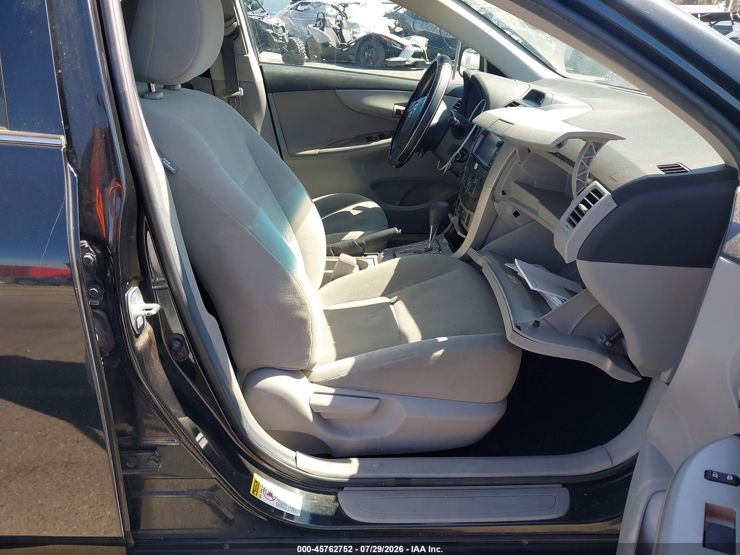 2013 Toyota Corolla Le Black vin: 5YFBU4EE4DP156997