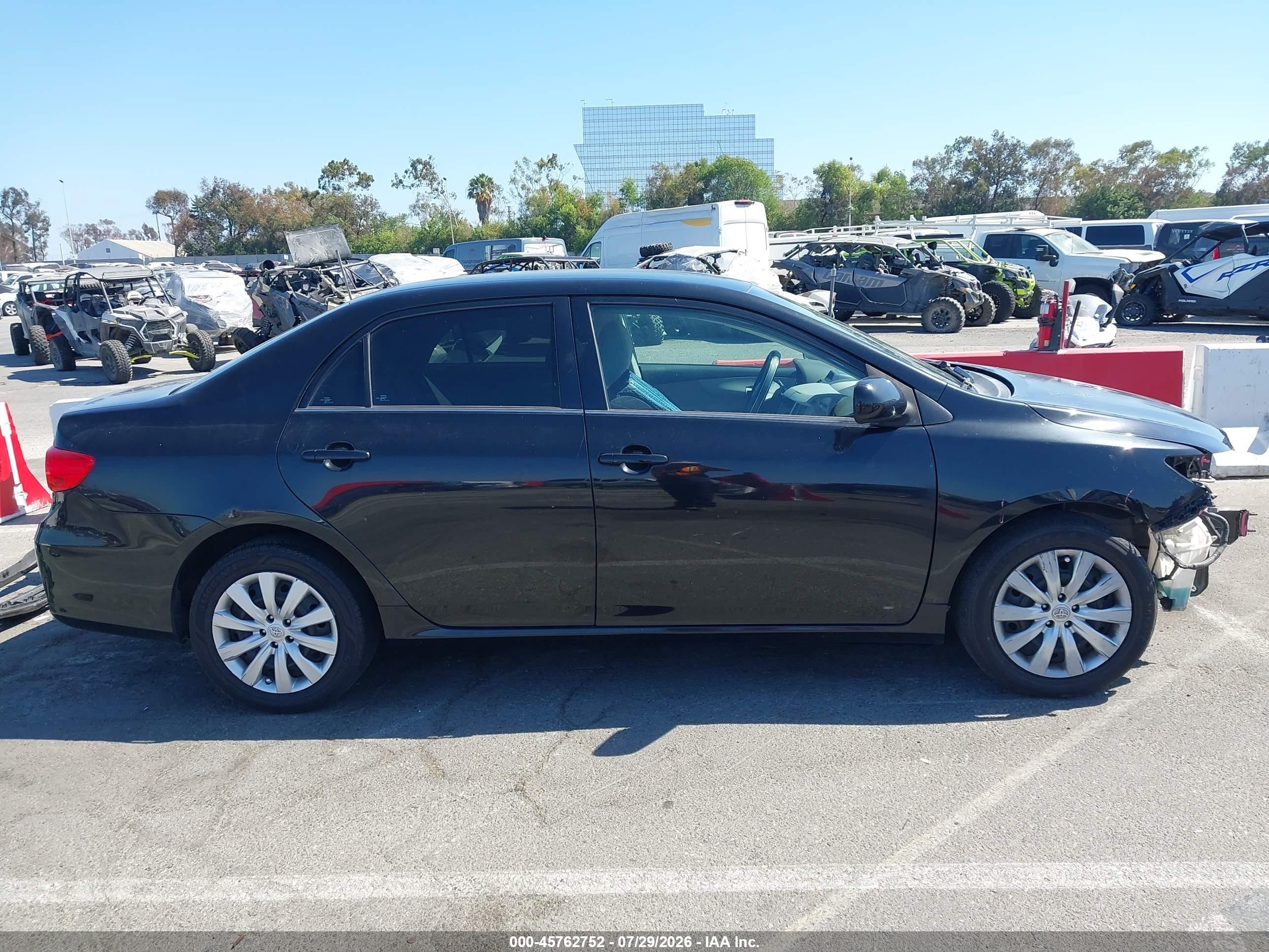 2013 Toyota Corolla Le Black vin: 5YFBU4EE4DP156997