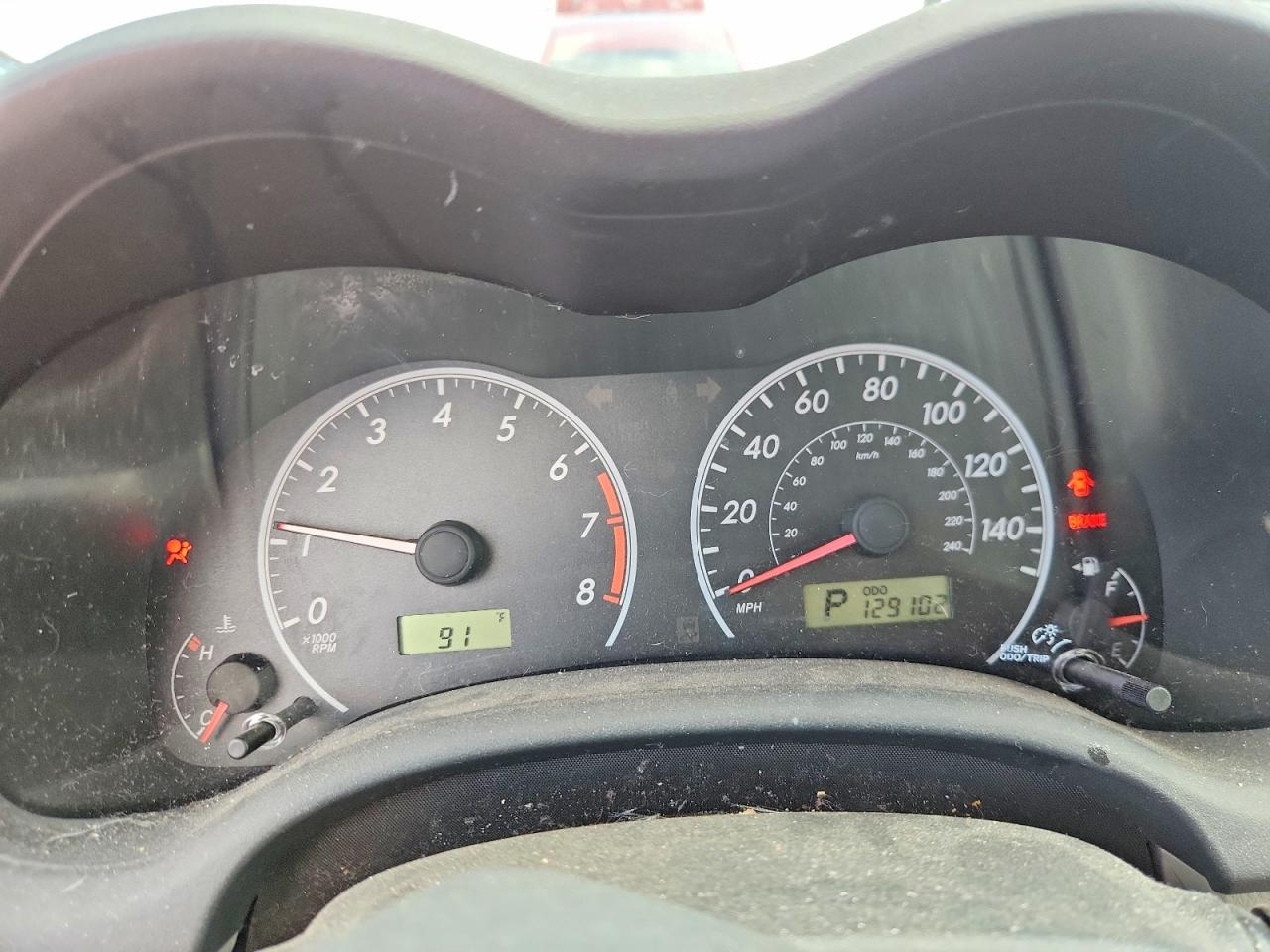 2013 Toyota Corolla Le Red vin: 5YFBU4EE4DP162654