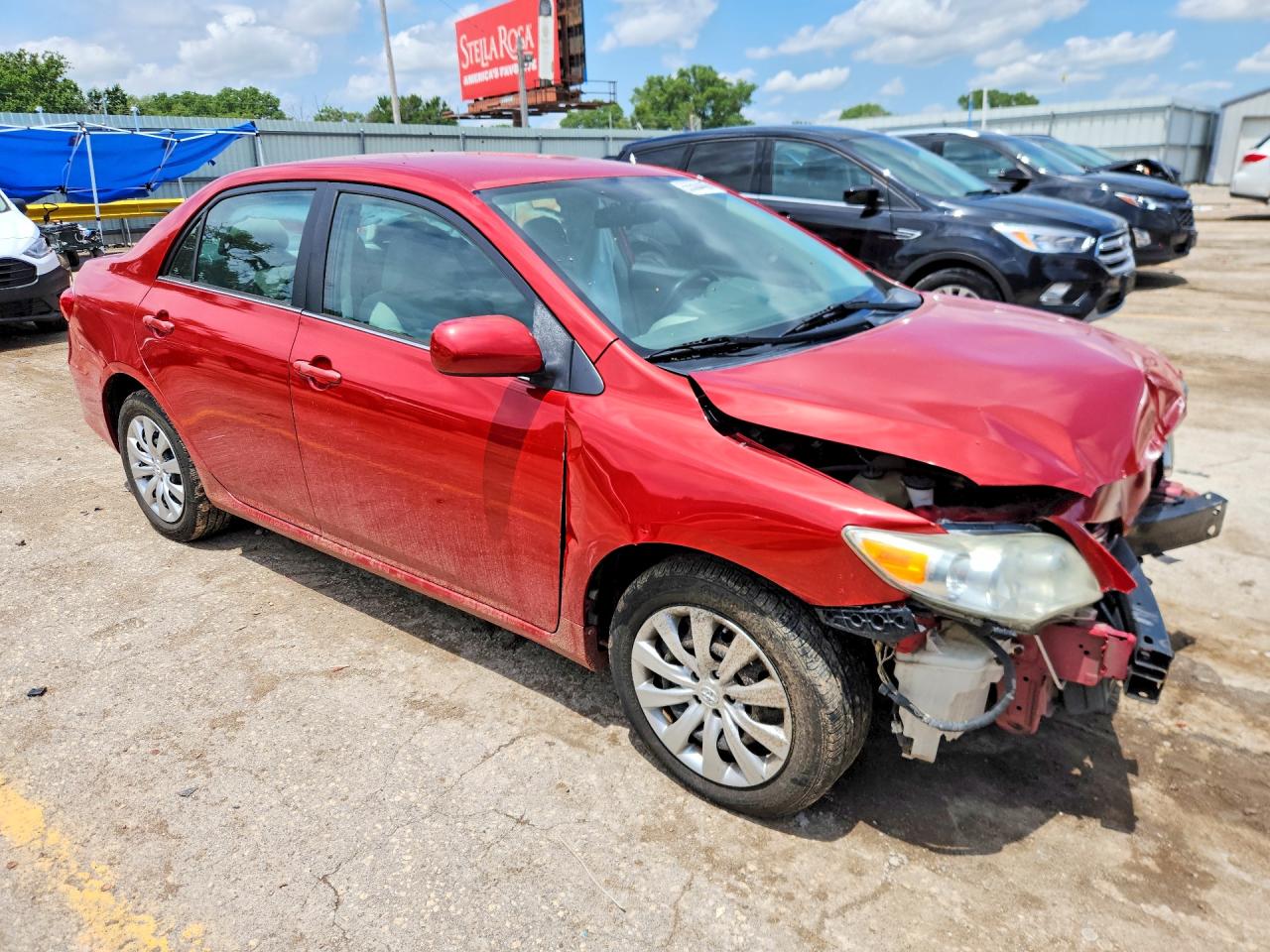 2013 Toyota Corolla Le Red vin: 5YFBU4EE4DP162654