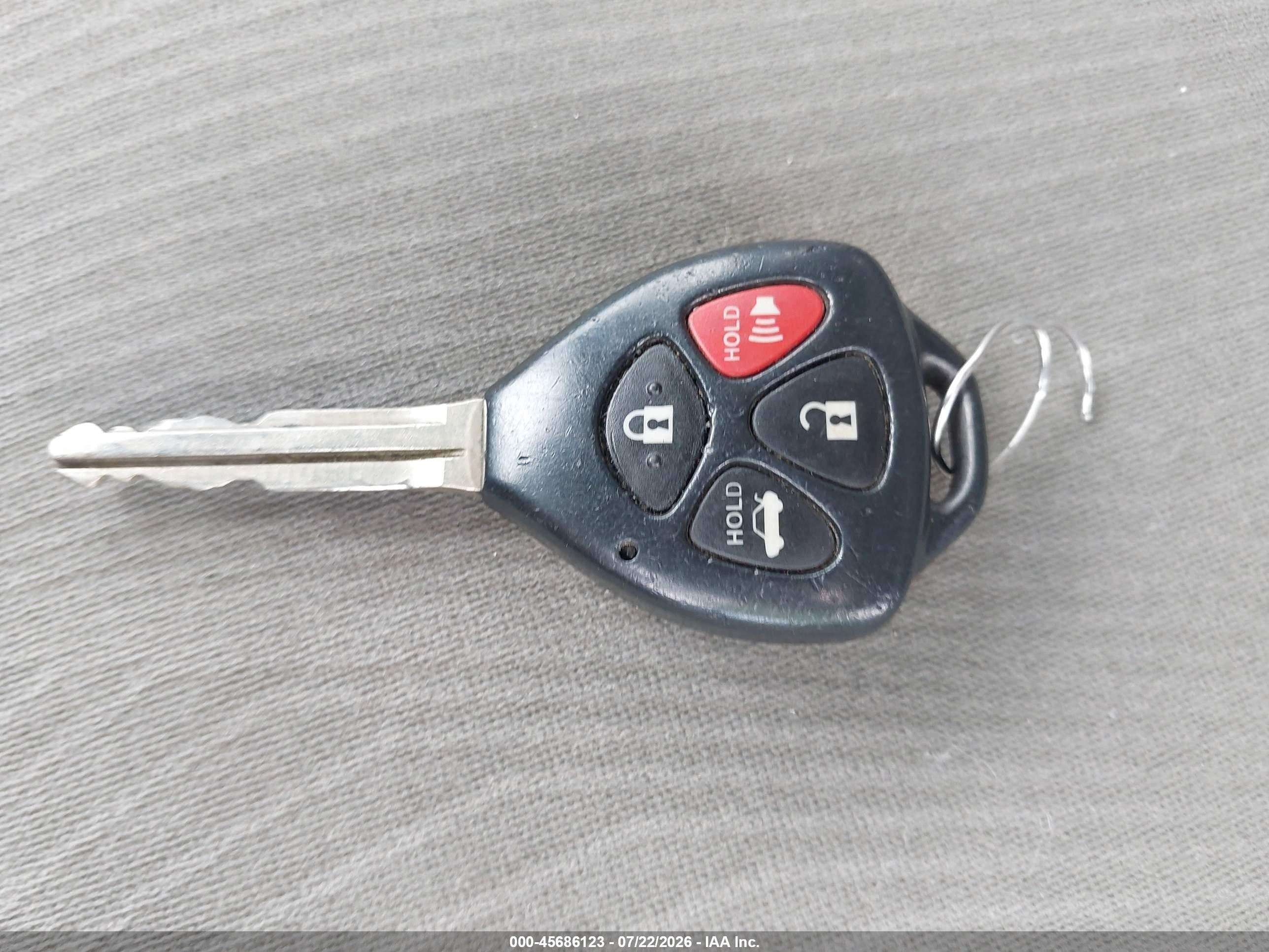 2013 Toyota Corolla Le Blue vin: 5YFBU4EE4DP163142