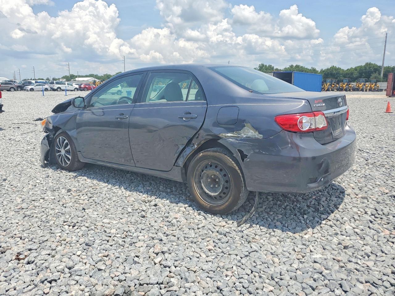 2013 Toyota Corolla Le Charcoal vin: 5YFBU4EE4DP164663