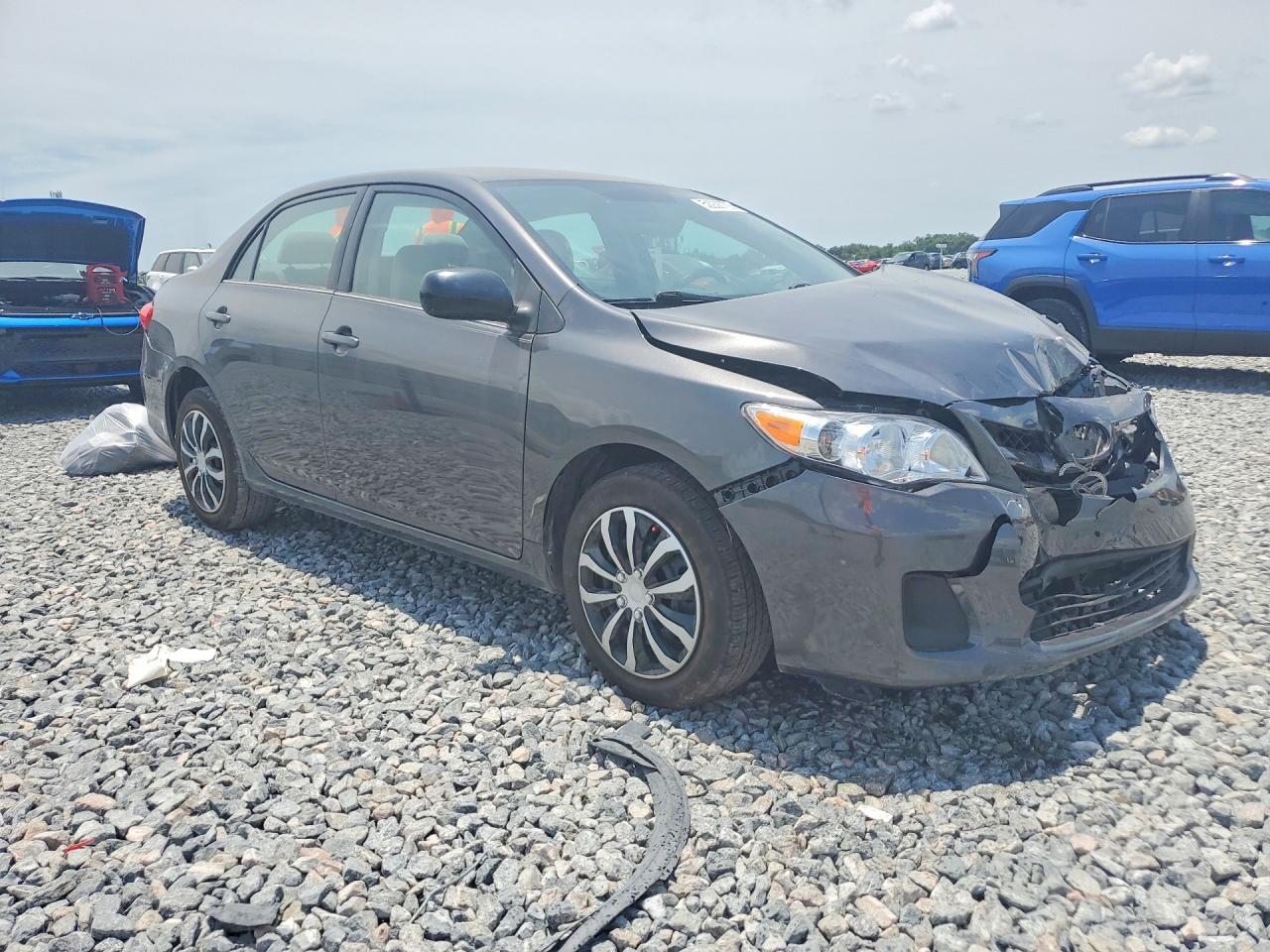 2013 Toyota Corolla Le Charcoal vin: 5YFBU4EE4DP164663