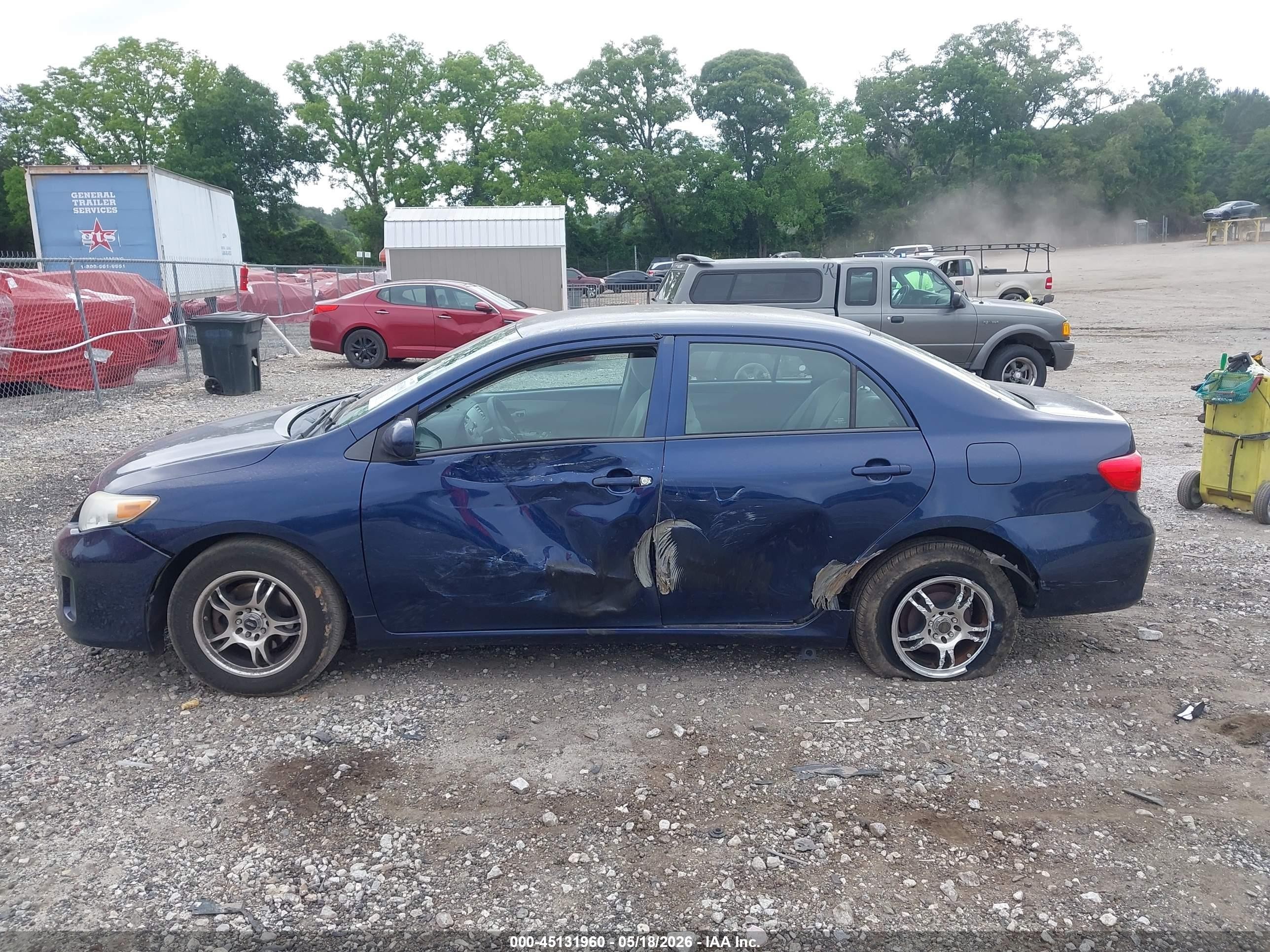 2013 Toyota Corolla L Blue vin: 5YFBU4EE4DP183259