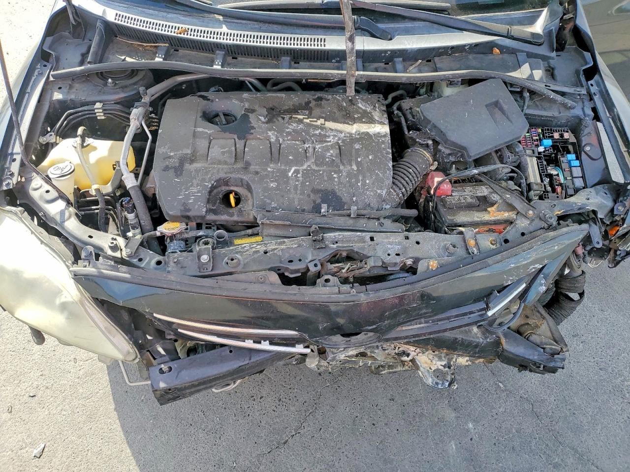 2013 Toyota Corolla Le Black vin: 5YFBU4EE4DP192575