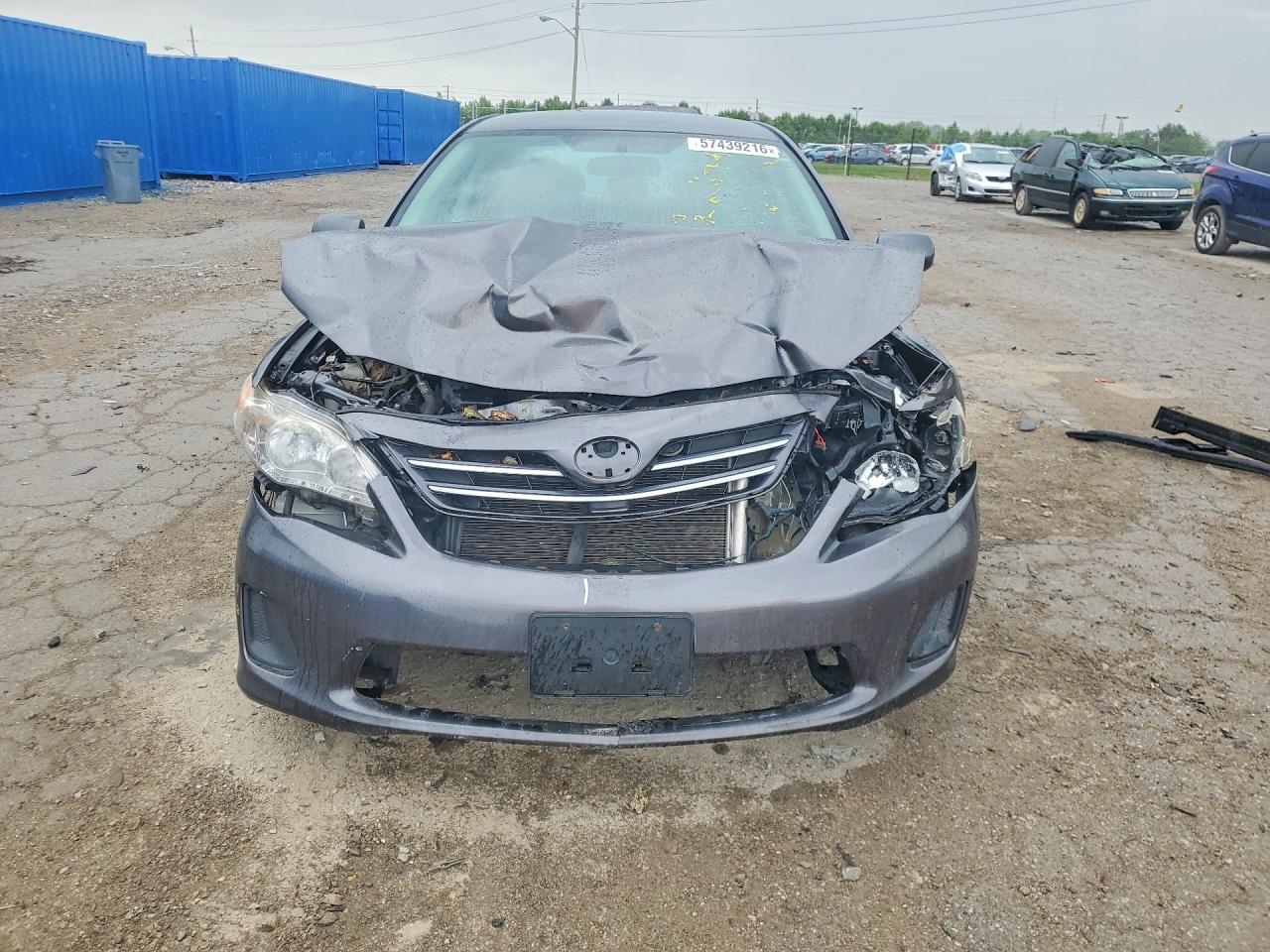 2013 Toyota Corolla Le Серый vin: 5YFBU4EE4DP198134