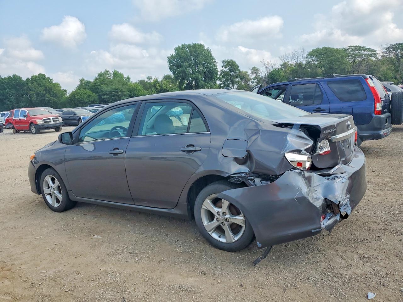 2013 Toyota Corolla Le Gray vin: 5YFBU4EE4DP198828