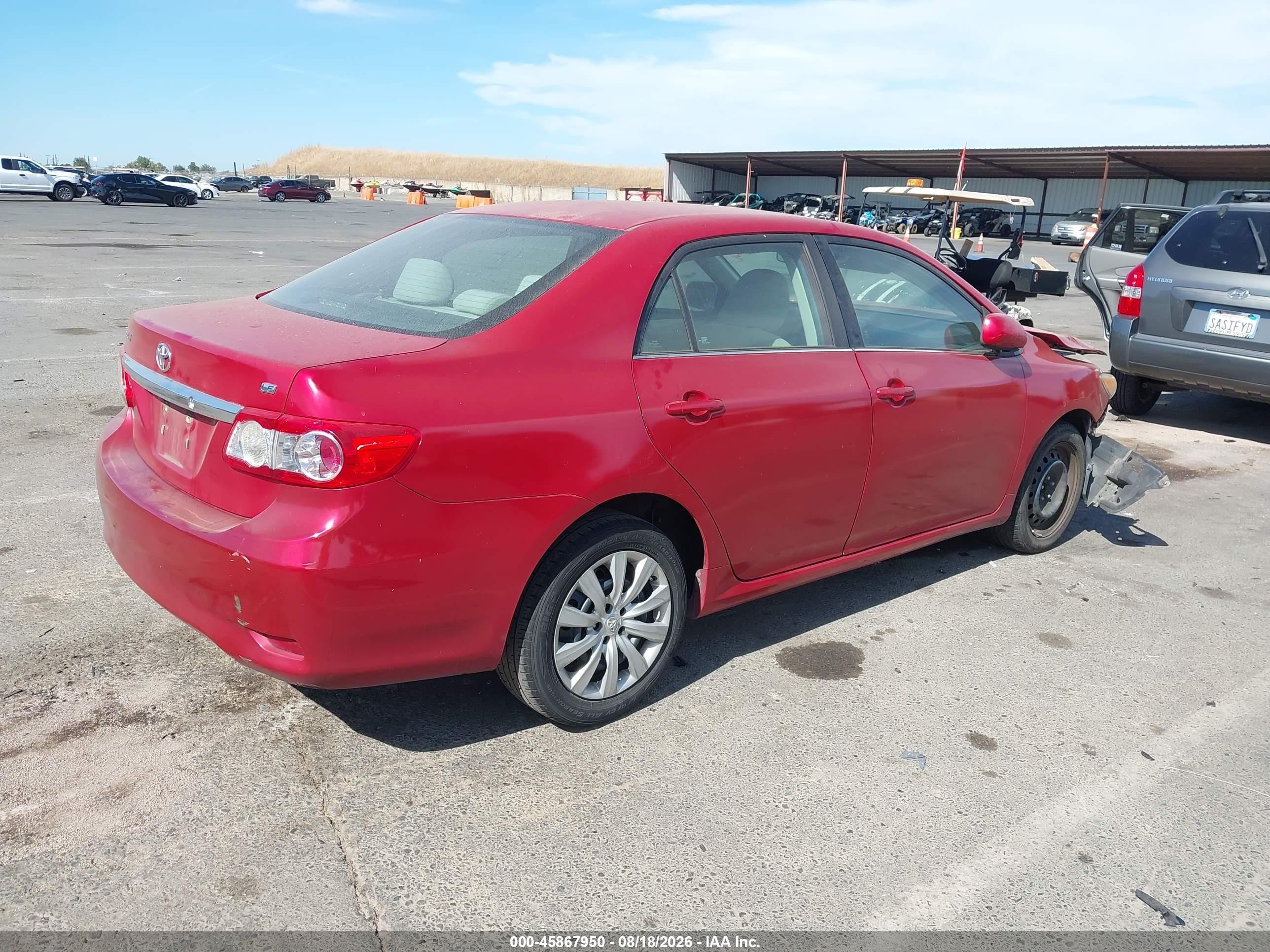 2013 Toyota Corolla Le Red vin: 5YFBU4EE4DP199171