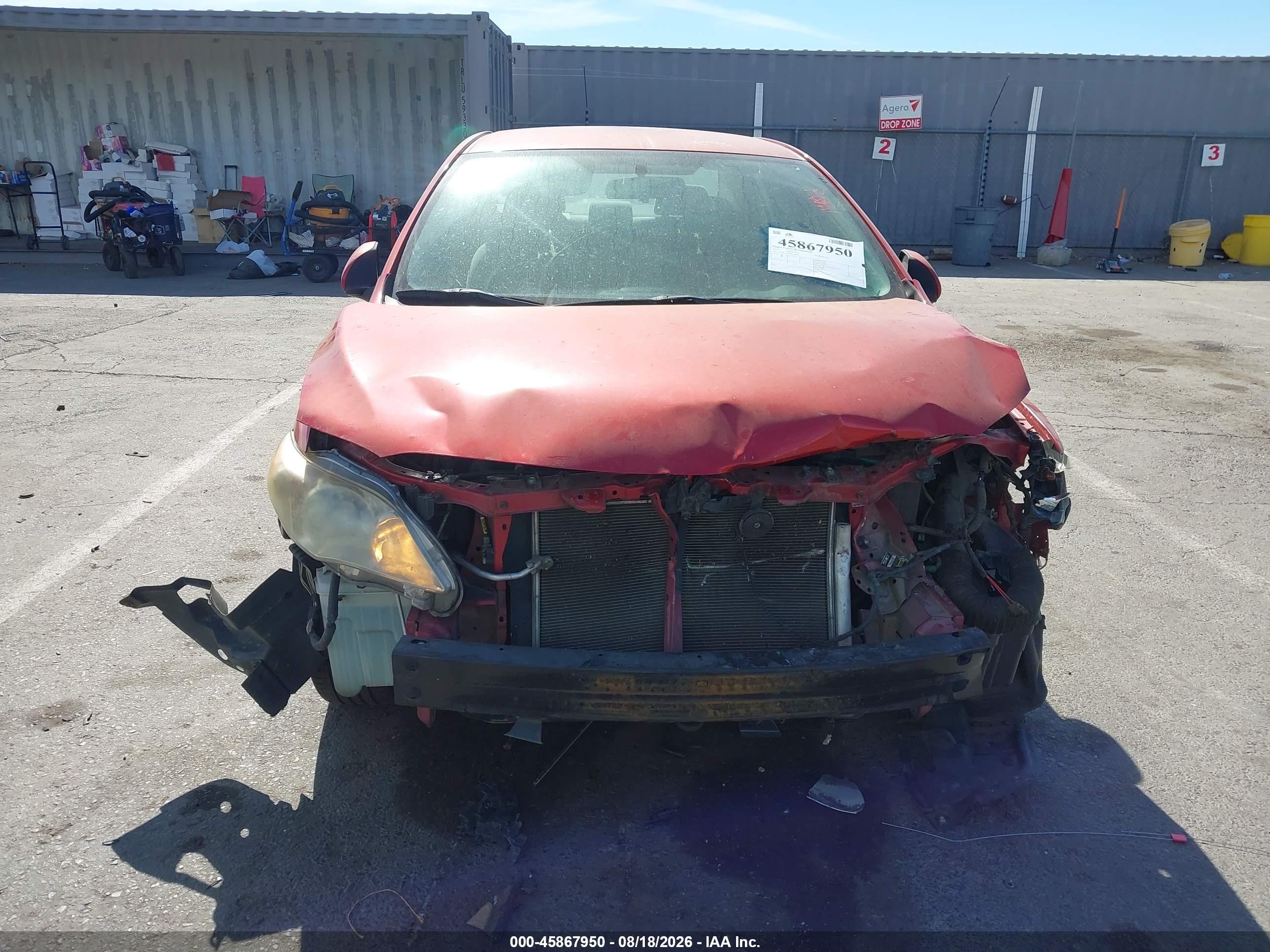 2013 Toyota Corolla Le Red vin: 5YFBU4EE4DP199171