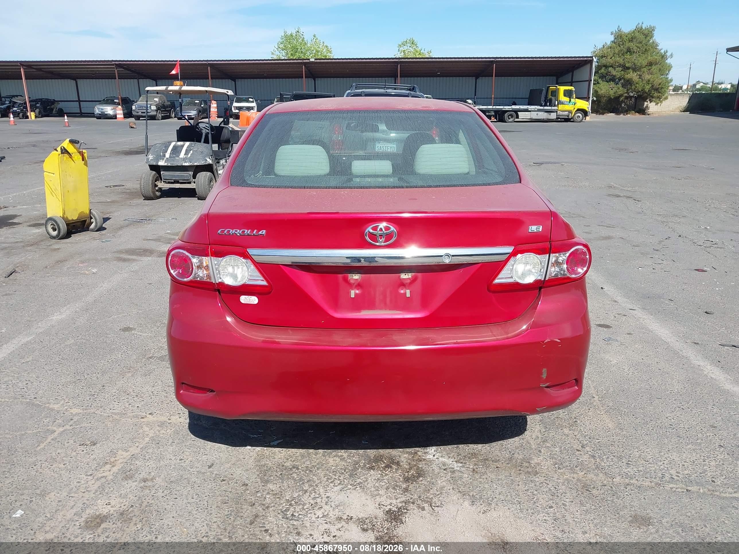 2013 Toyota Corolla Le Red vin: 5YFBU4EE4DP199171