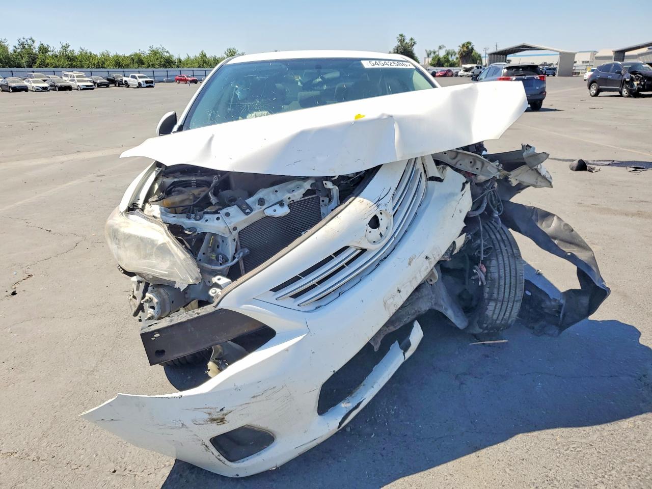 2013 Toyota Corolla Le White vin: 5YFBU4EE4DP202201