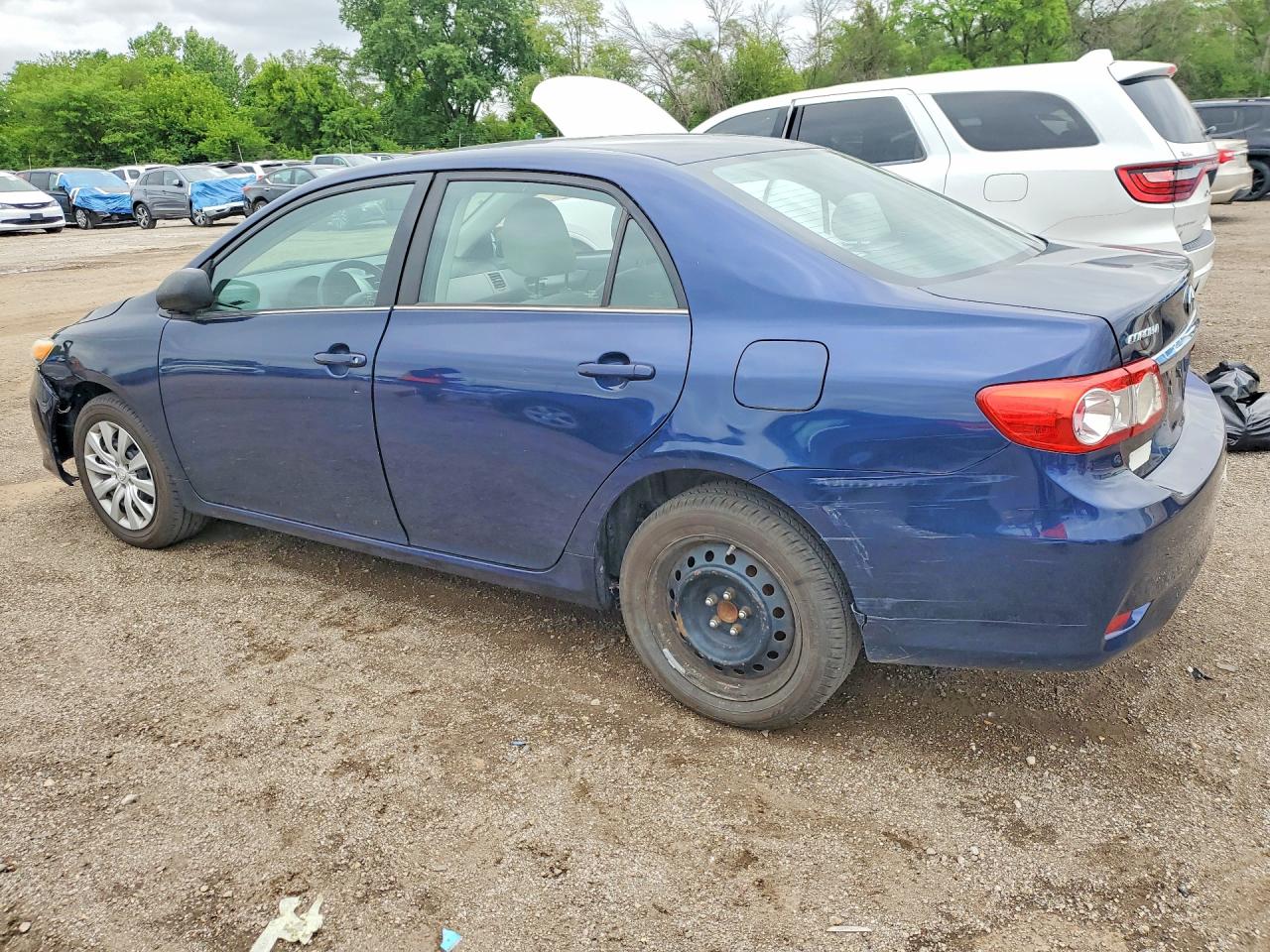 2013 Toyota Corolla Le Blue vin: 5YFBU4EE4DP213053