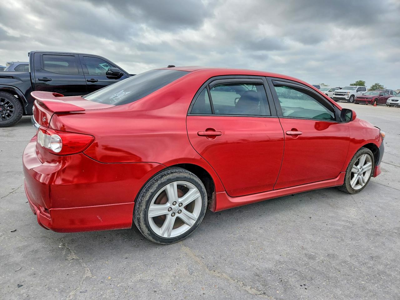 2013 Toyota Corolla S Red vin: 5YFBU4EE4DP215658
