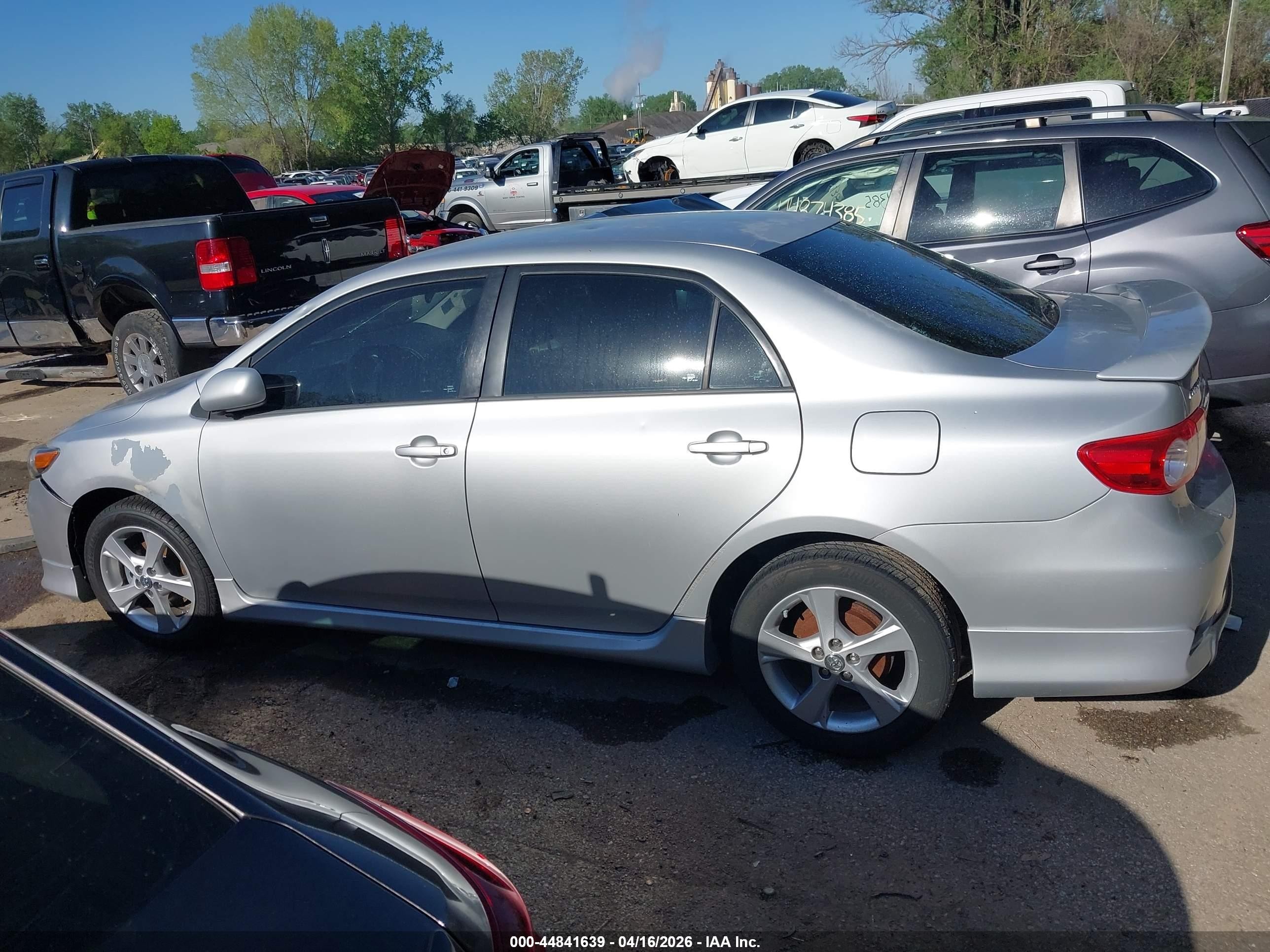 2012 Toyota Corolla S Silver vin: 5YFBU4EE5CP012826
