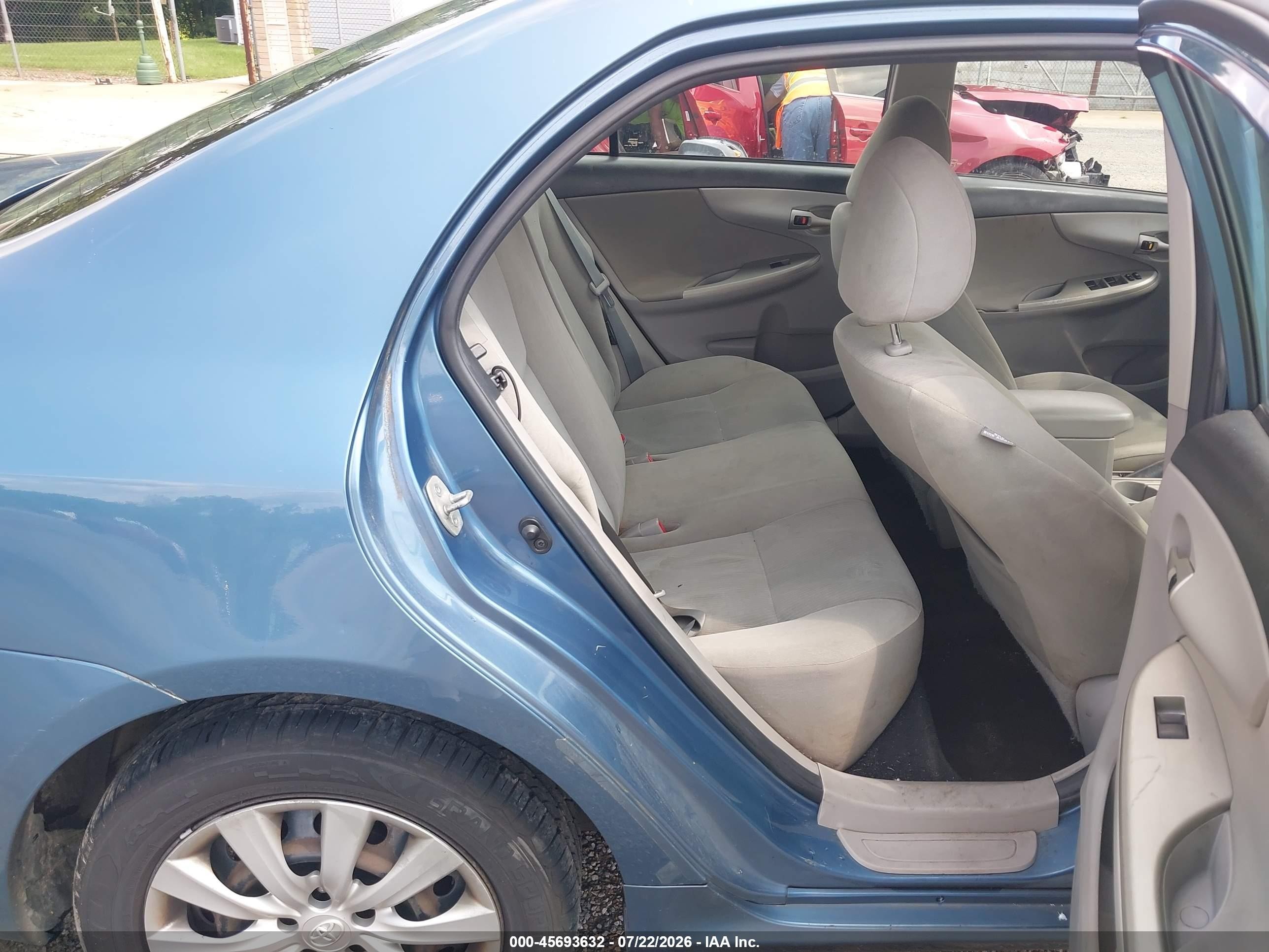 2012 Toyota Corolla Le Blue vin: 5YFBU4EE5CP043347