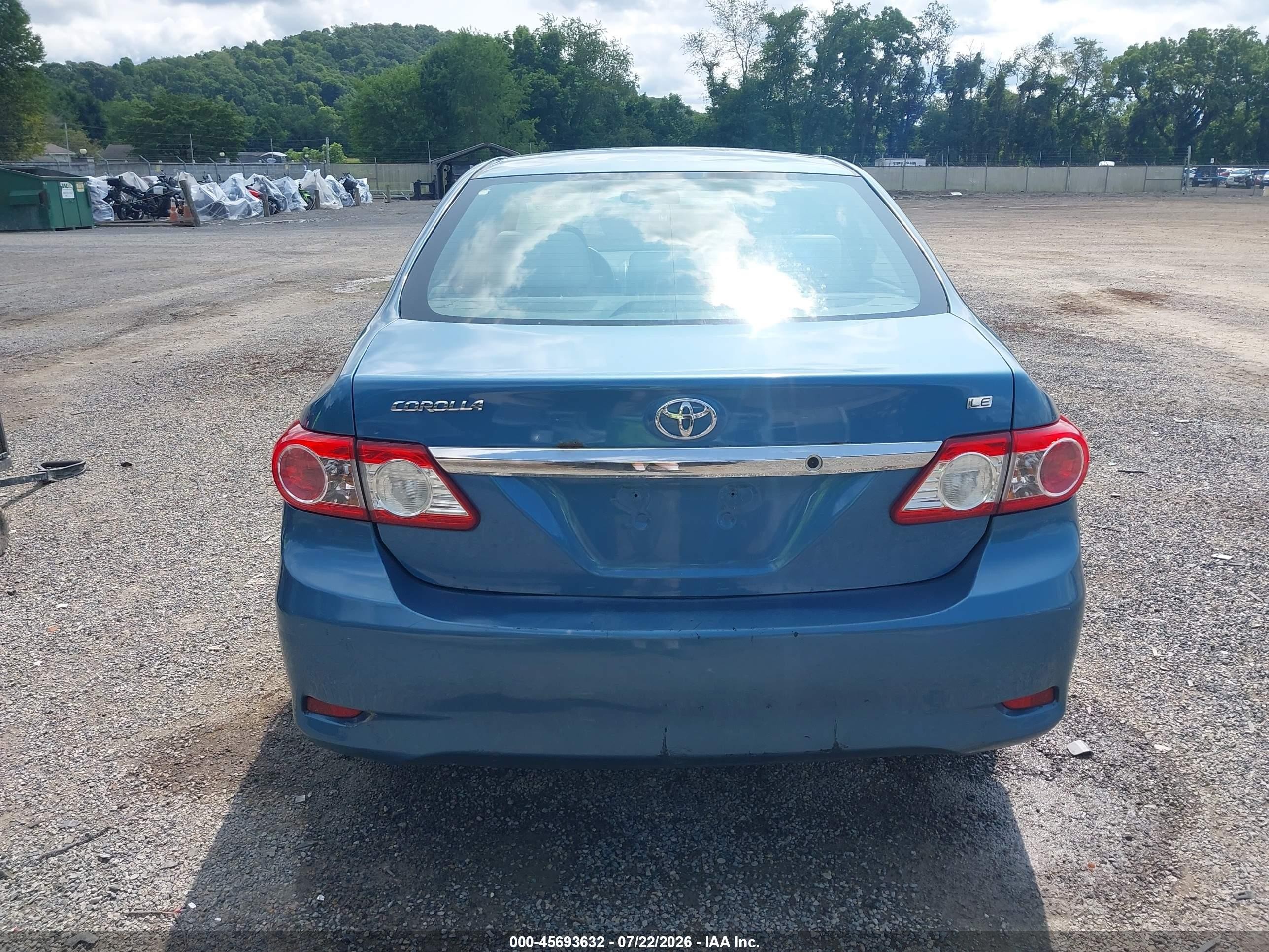 2012 Toyota Corolla Le Blue vin: 5YFBU4EE5CP043347