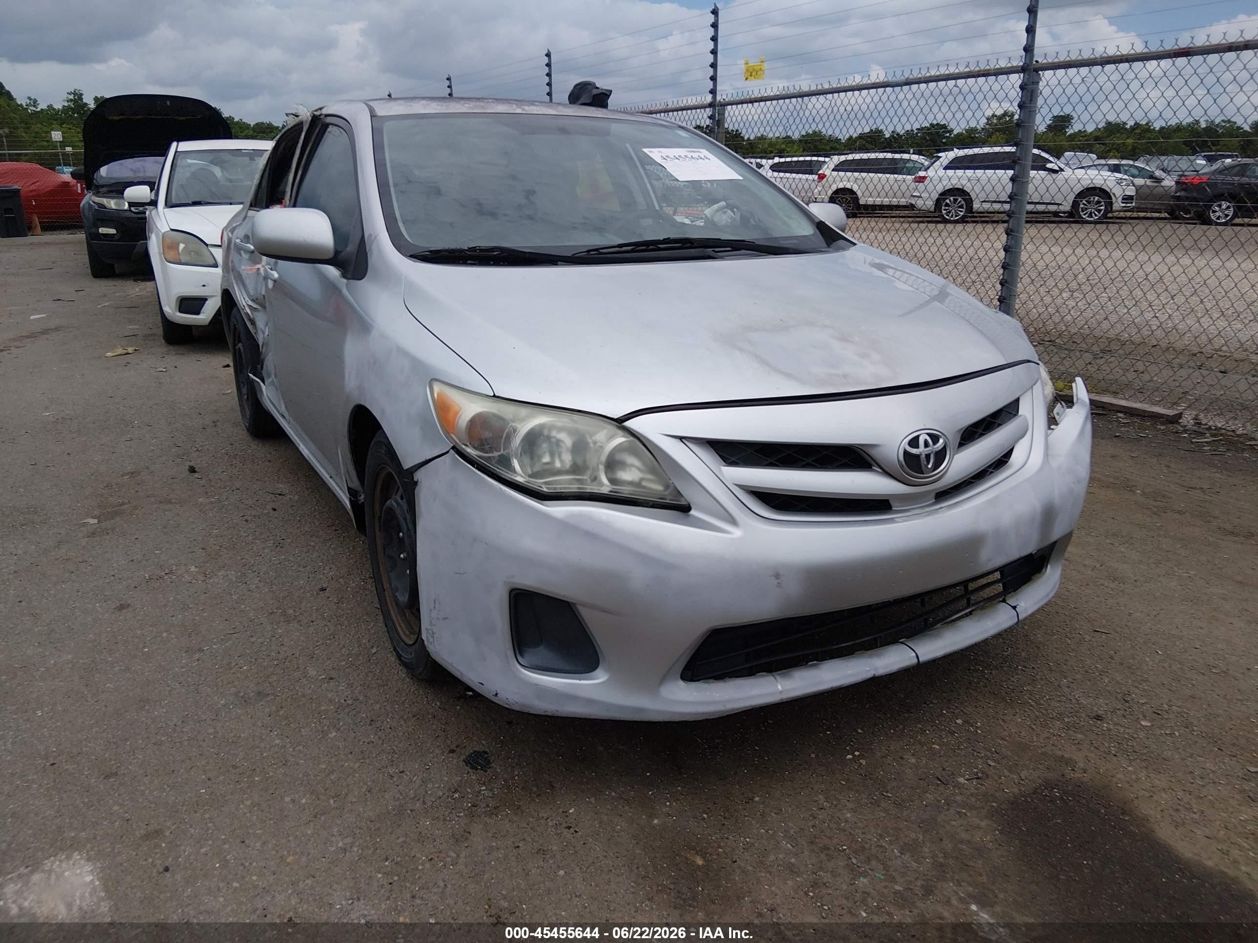 2012 Toyota Corolla Le Silver vin: 5YFBU4EE5CP065221