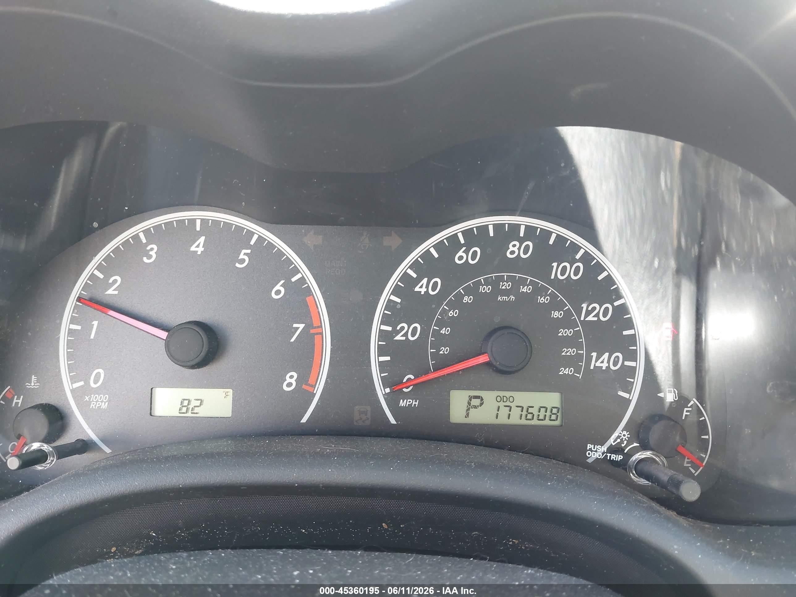 2012 Toyota Corolla Le Gold vin: 5YFBU4EE5CP069074