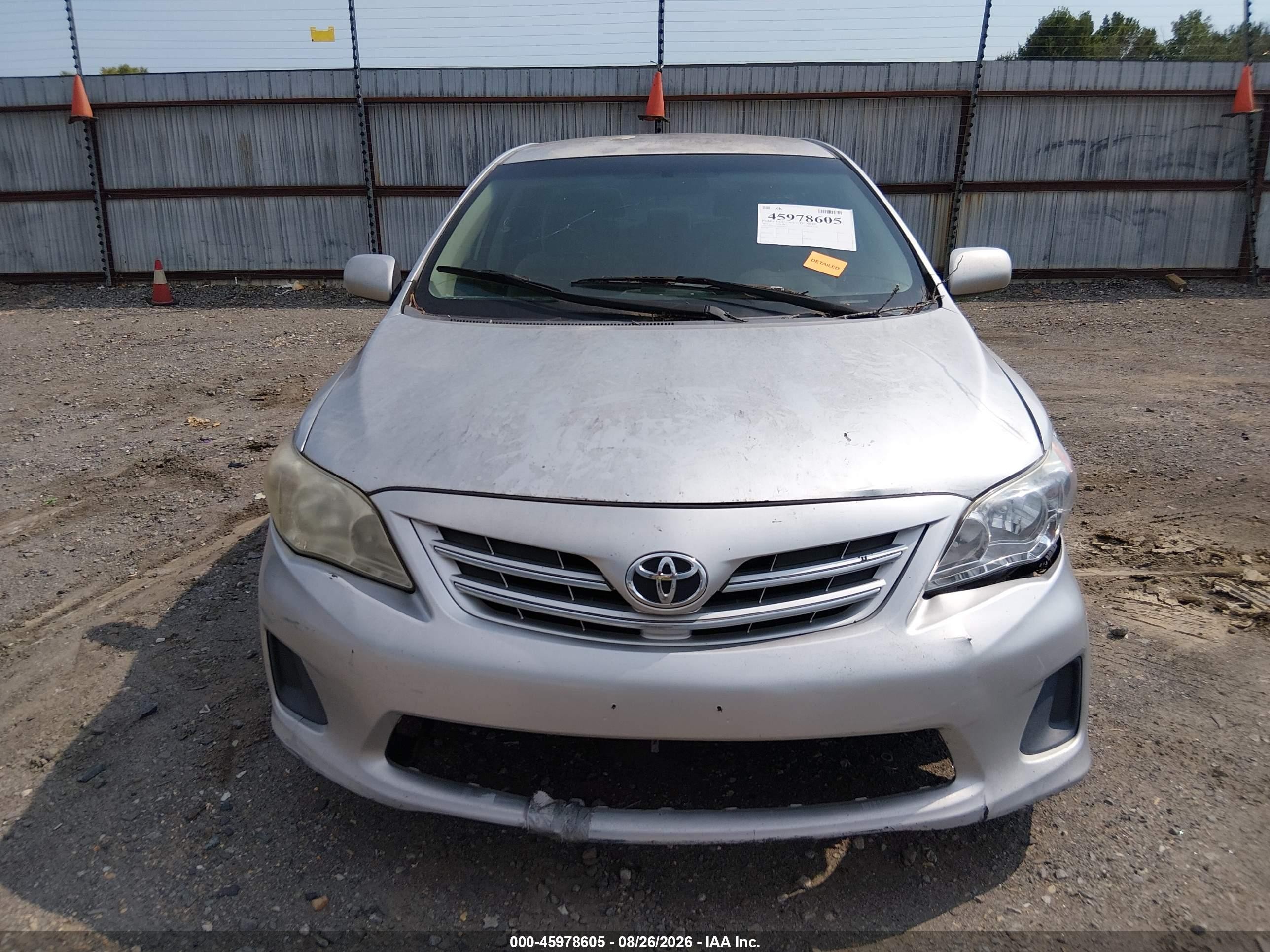 2013 Toyota Corolla Le Silver vin: 5YFBU4EE5DP086037