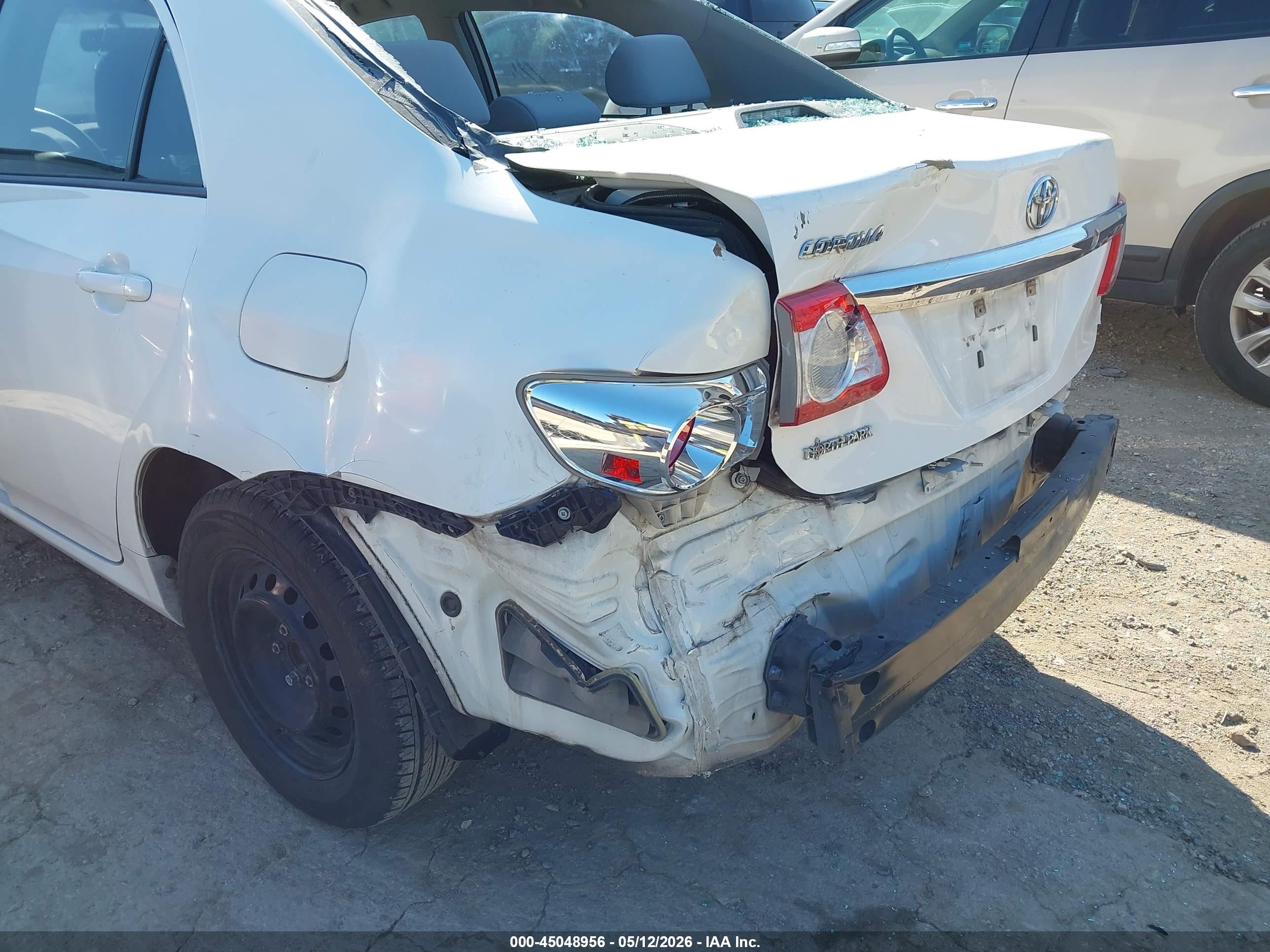 2013 Toyota Corolla L White vin: 5YFBU4EE5DP090296