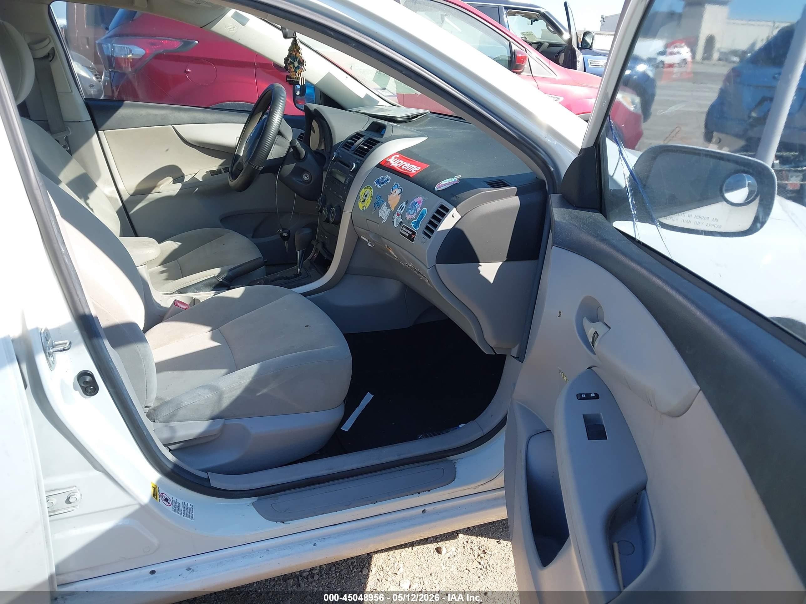 2013 Toyota Corolla L White vin: 5YFBU4EE5DP090296