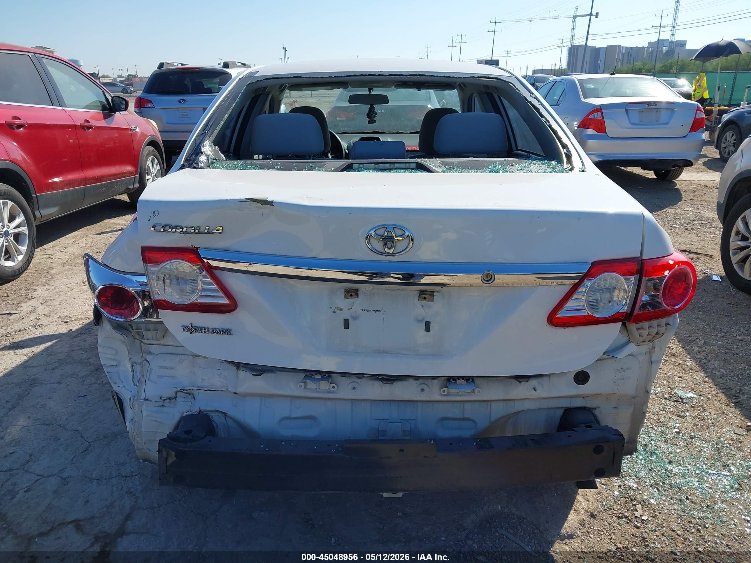 2013 Toyota Corolla L White vin: 5YFBU4EE5DP090296