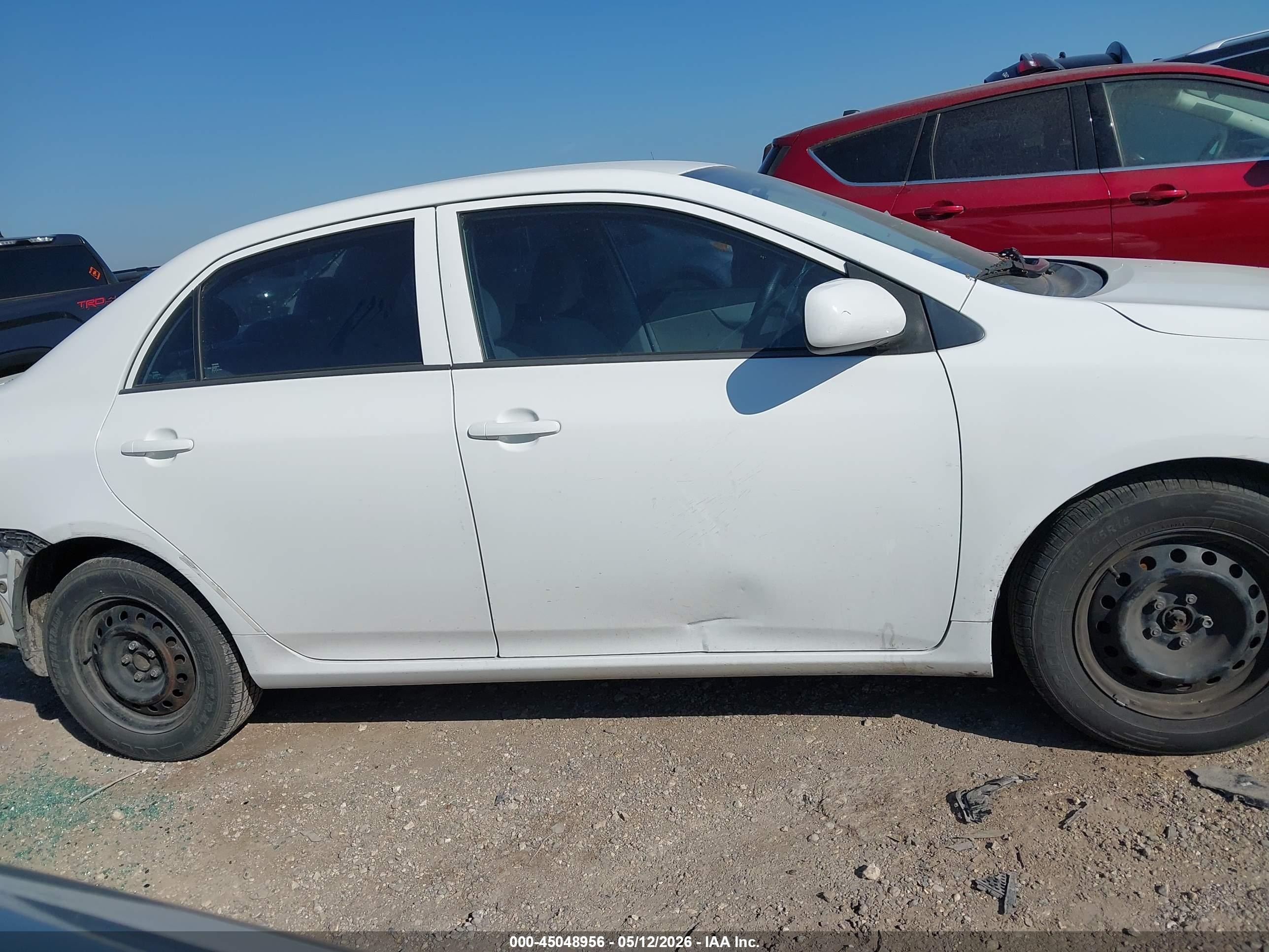 2013 Toyota Corolla L White vin: 5YFBU4EE5DP090296