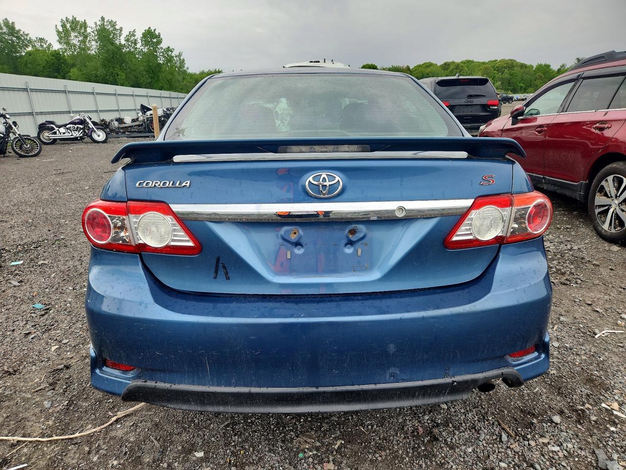 2013 Toyota Corolla S Blue vin: 5YFBU4EE5DP114094