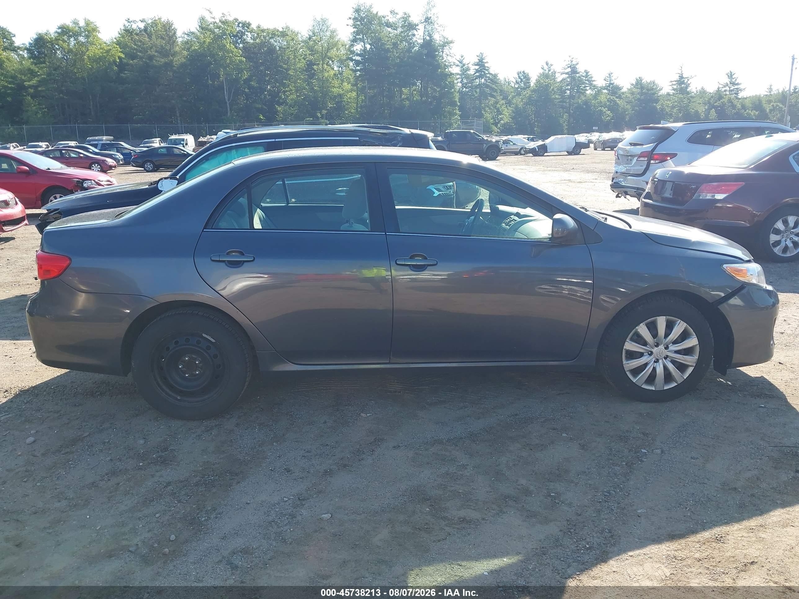 2013 Toyota Corolla Le Black vin: 5YFBU4EE5DP127802