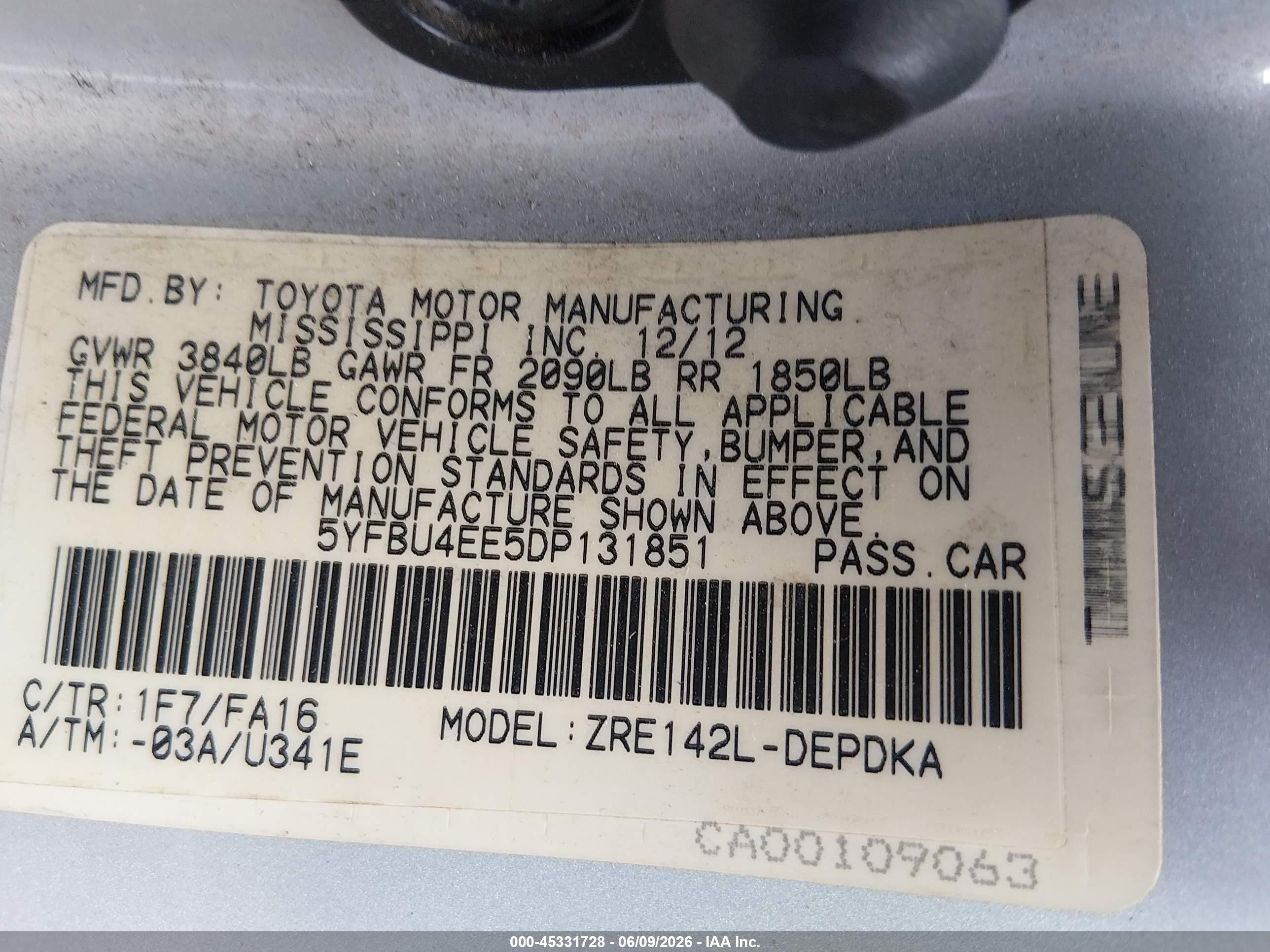 2013 Toyota Corolla L Silver vin: 5YFBU4EE5DP131851