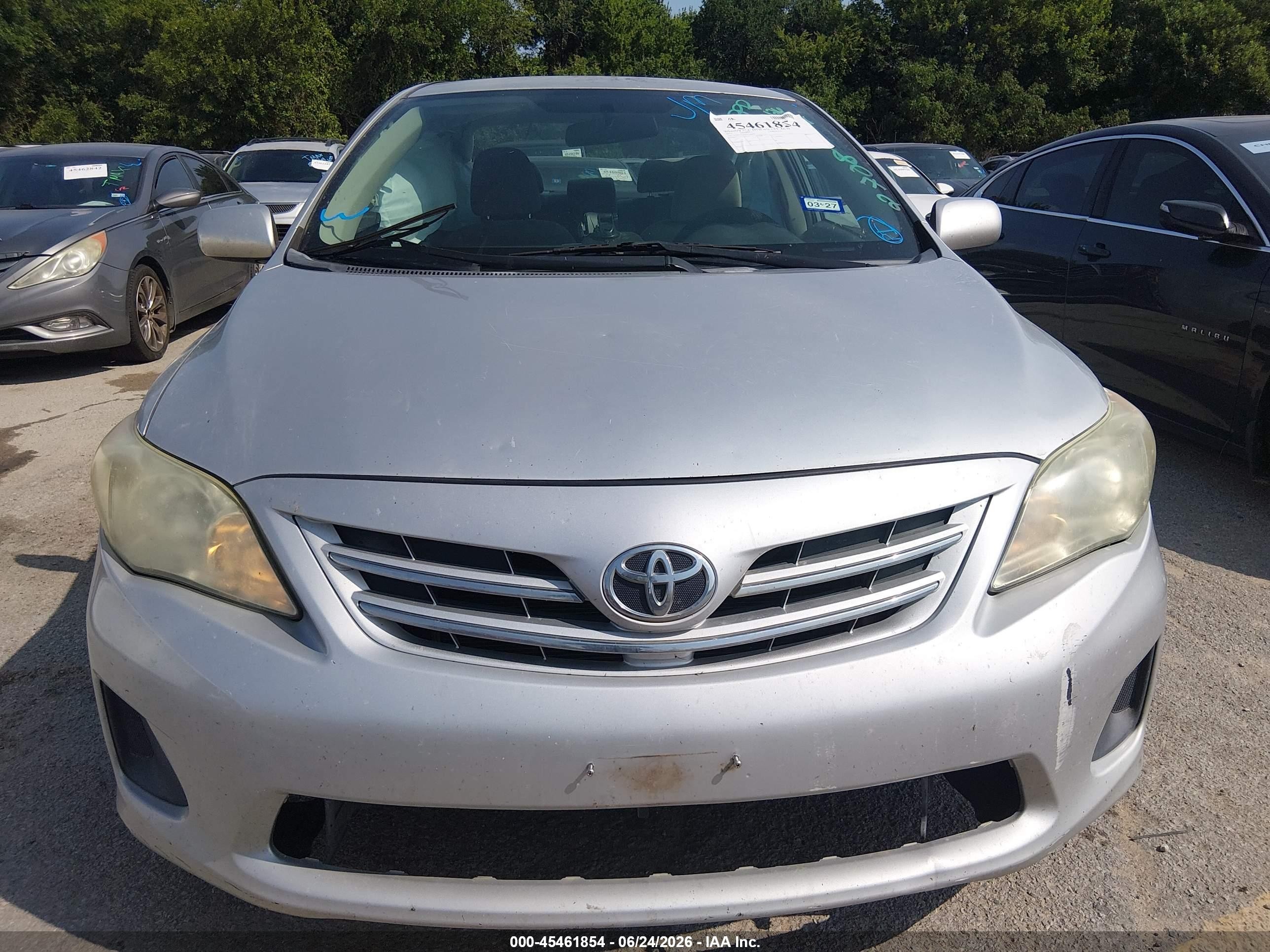 2013 Toyota Corolla Le Silver vin: 5YFBU4EE5DP138072