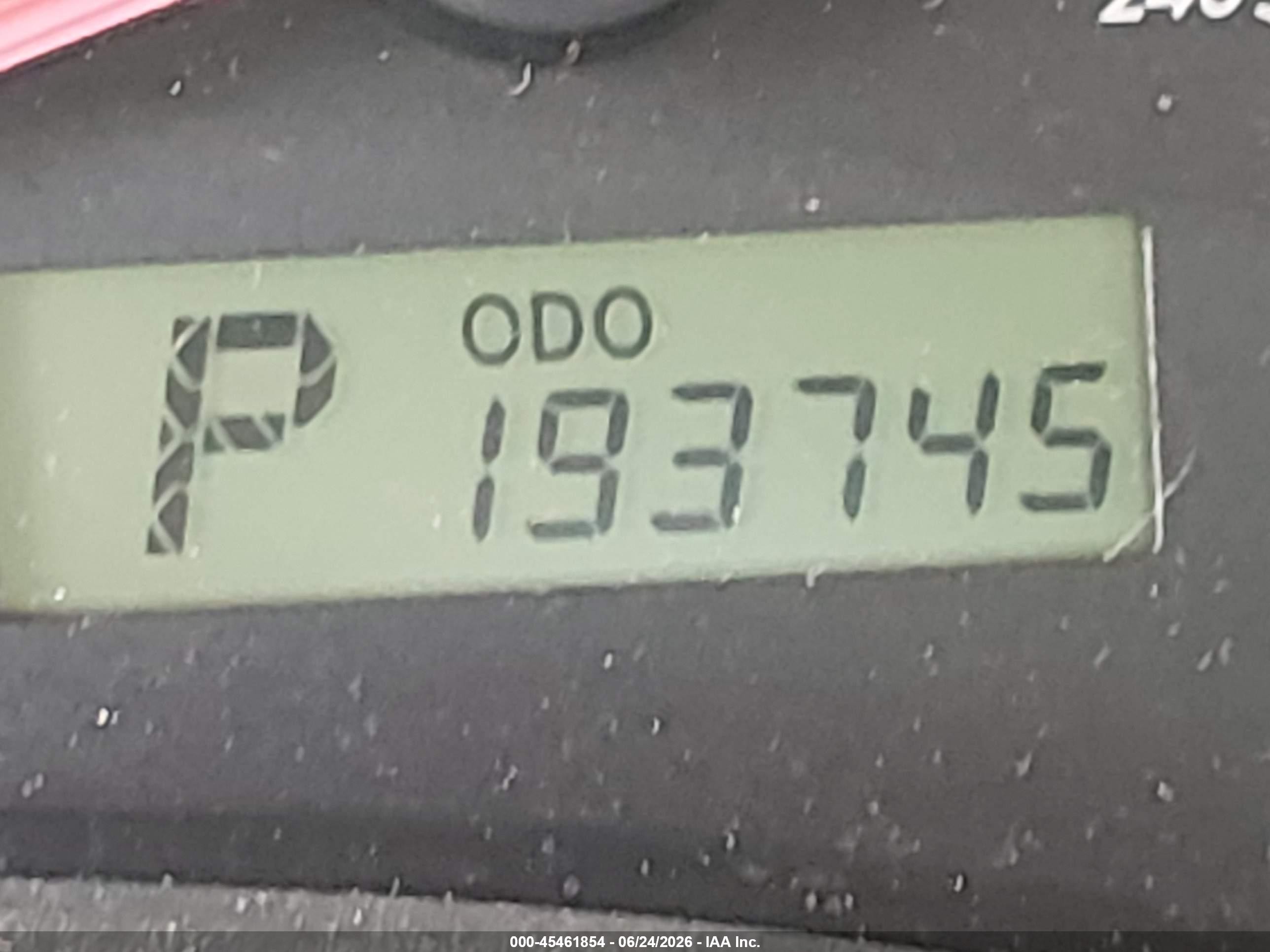 2013 Toyota Corolla Le Silver vin: 5YFBU4EE5DP138072
