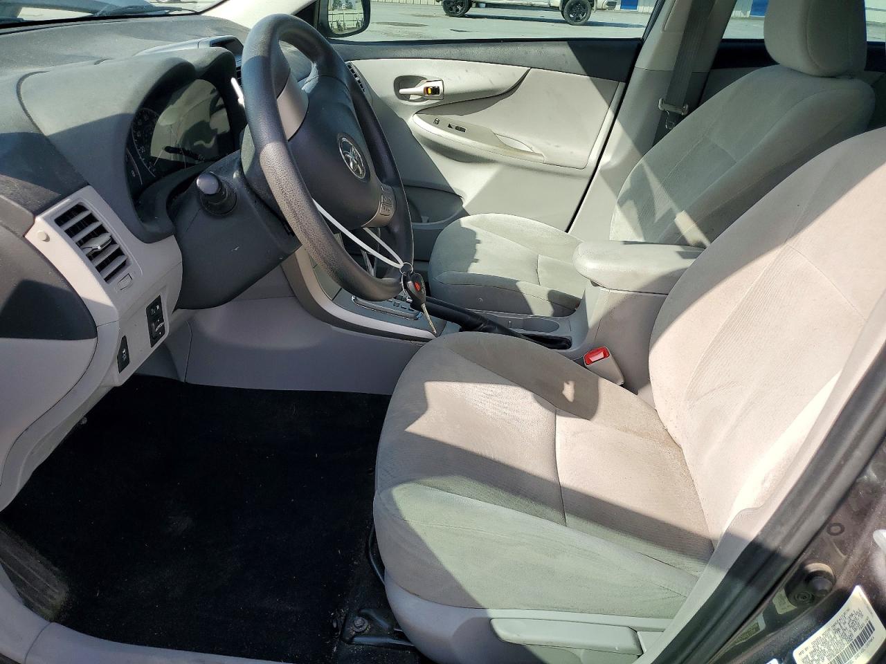 2013 Toyota Corolla Le Charcoal vin: 5YFBU4EE5DP145927