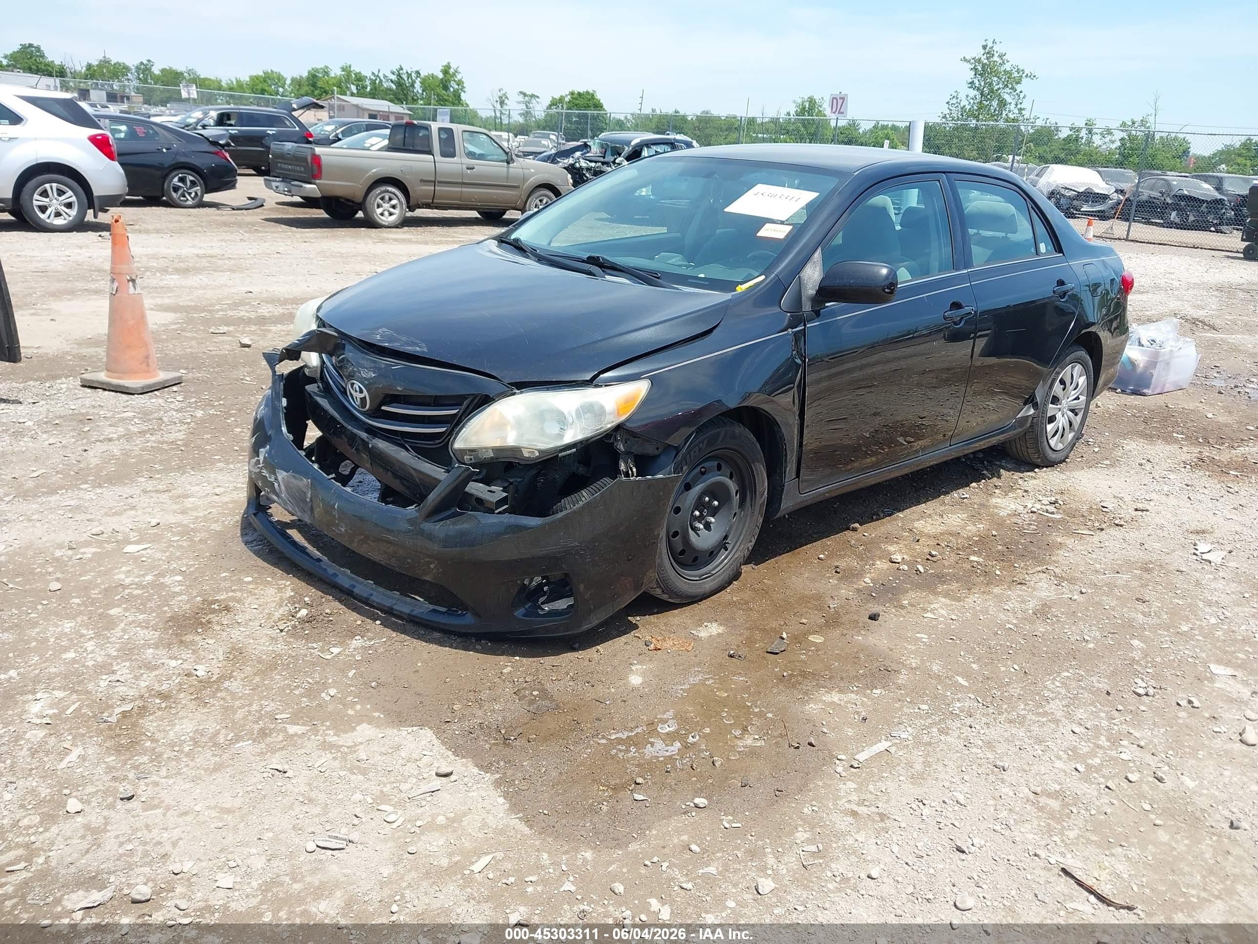 2013 Toyota Corolla Le Black vin: 5YFBU4EE5DP153445