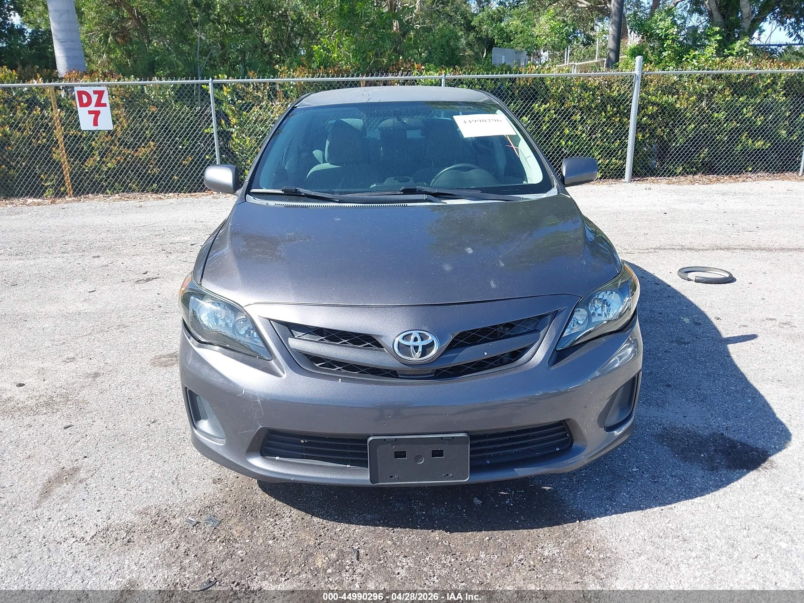 2013 Toyota Corolla L Gray vin: 5YFBU4EE5DP155017