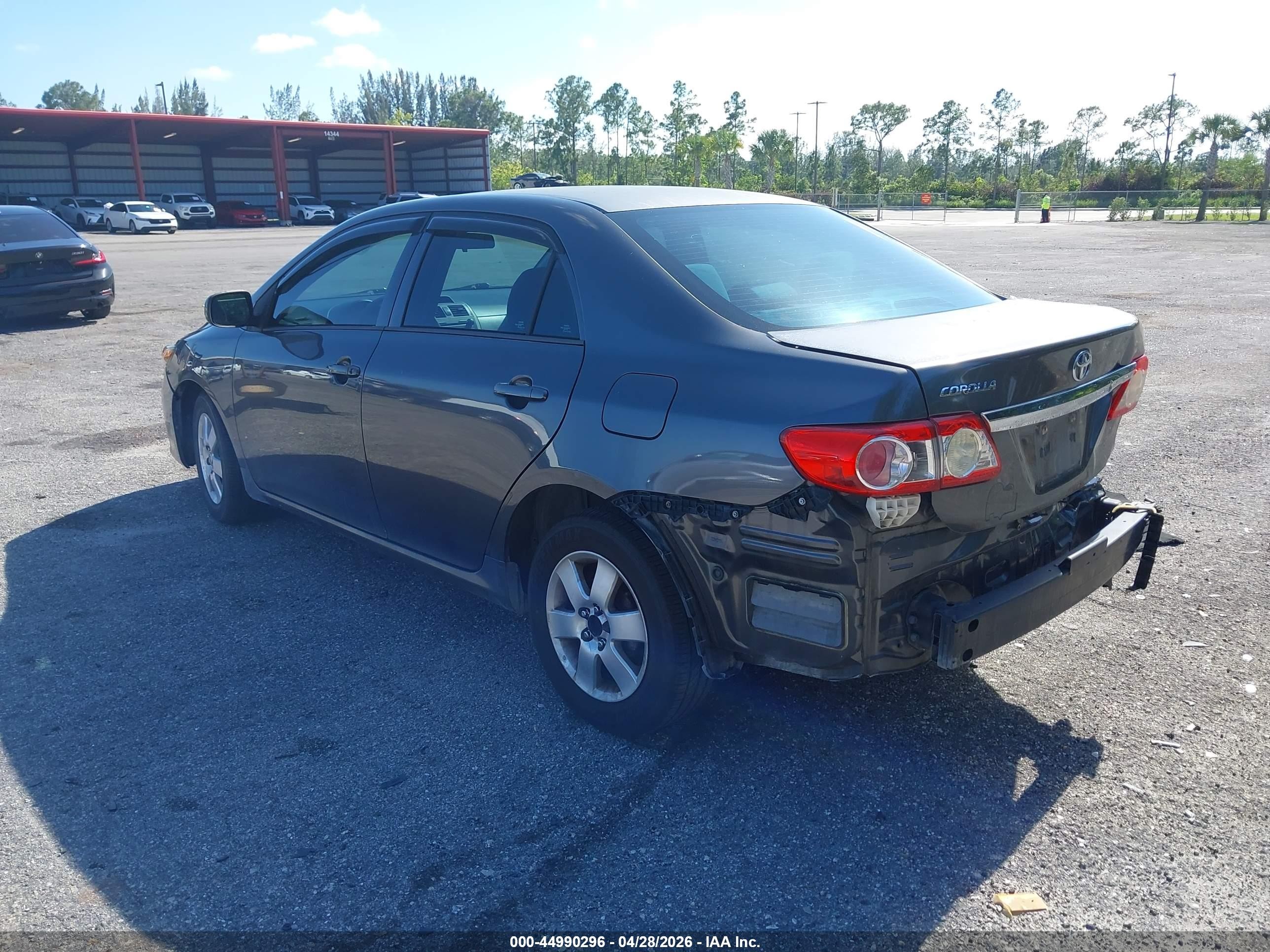 2013 Toyota Corolla L Gray vin: 5YFBU4EE5DP155017