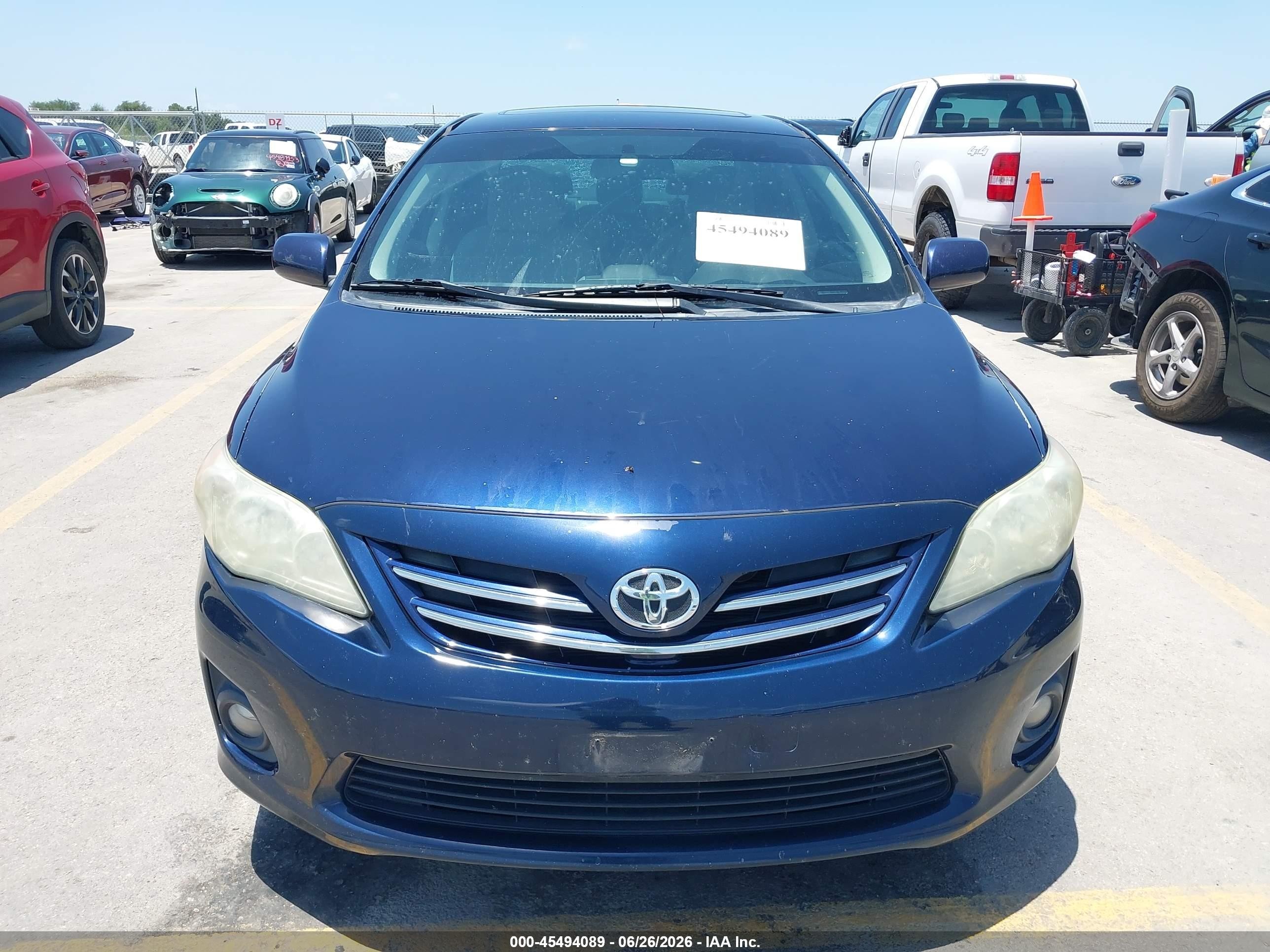 2013 Toyota Corolla Le Dark Blue vin: 5YFBU4EE5DP155129
