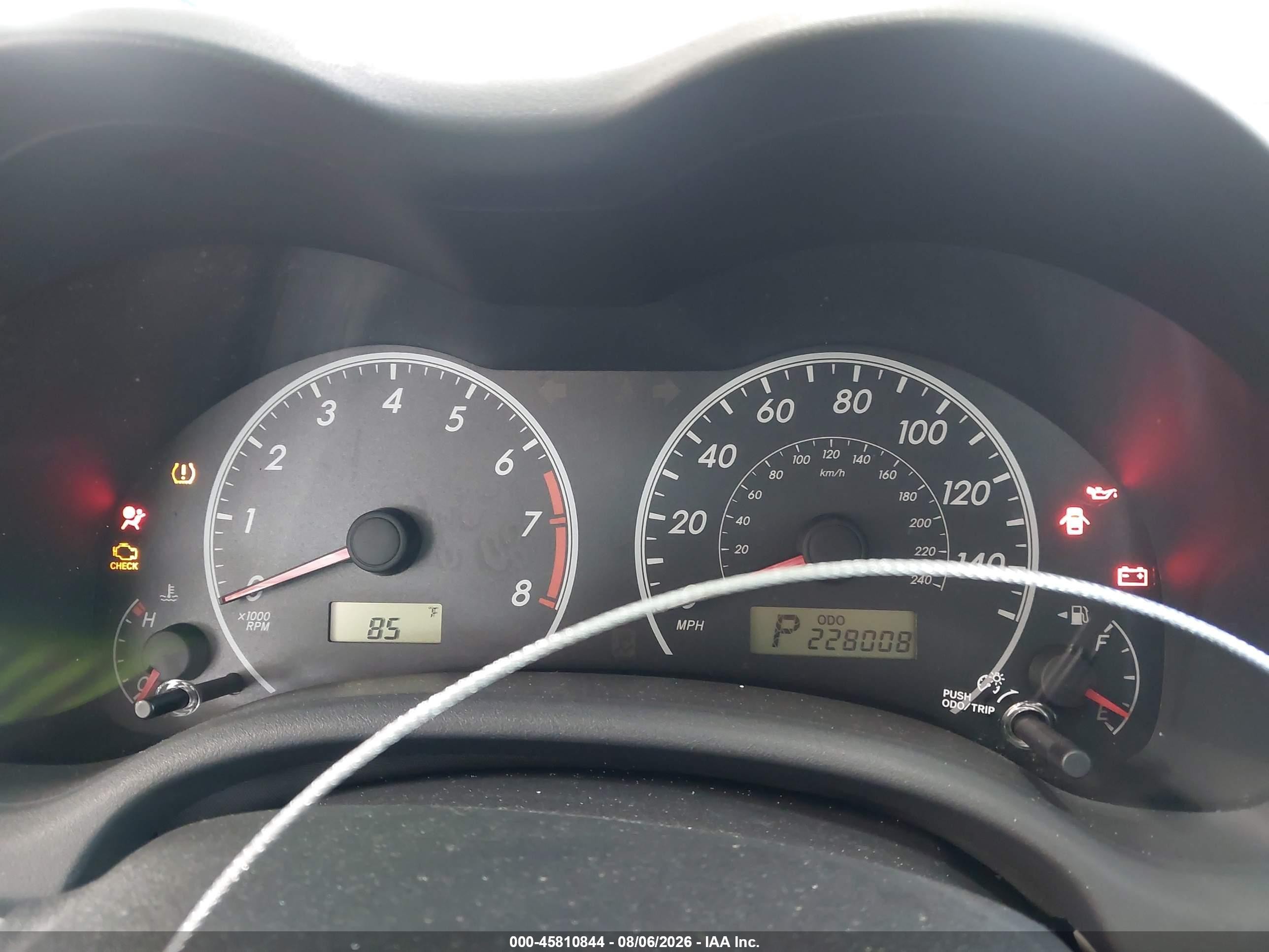 2013 Toyota Corolla Le Silver vin: 5YFBU4EE5DP159116