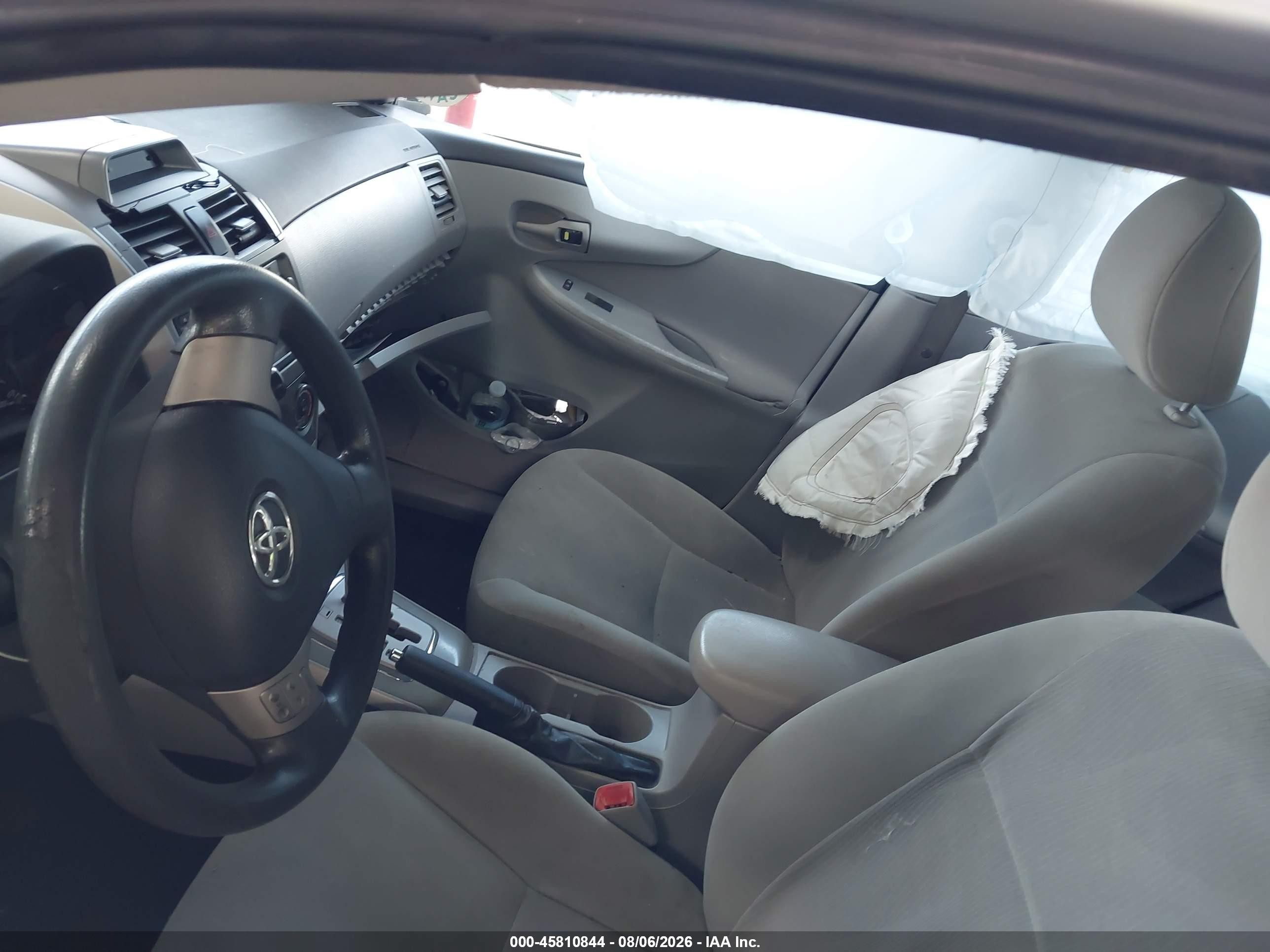 2013 Toyota Corolla Le Silver vin: 5YFBU4EE5DP159116